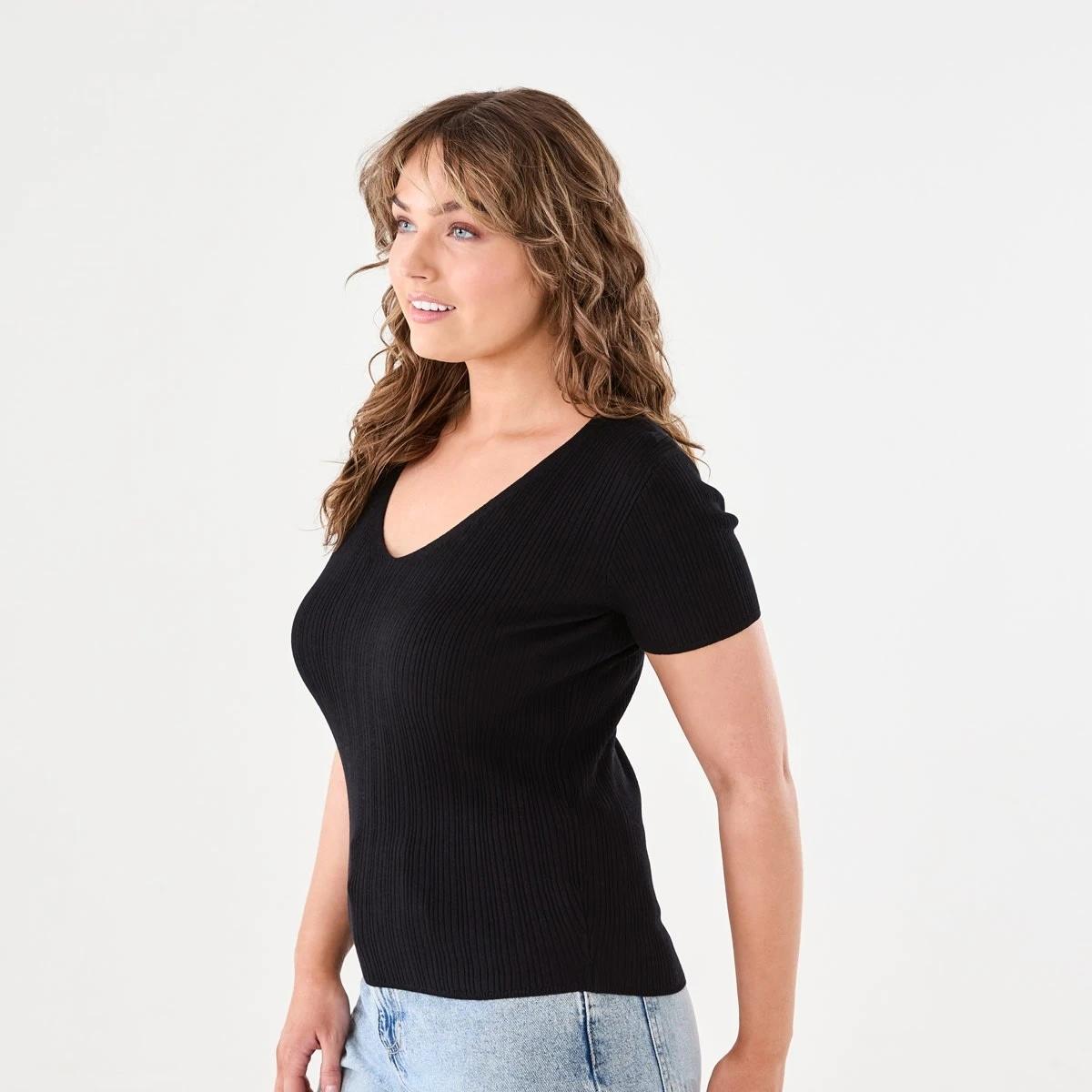 2 Short Sleeve True Knit V-Neck Rib Top BLACK, 2 of 5