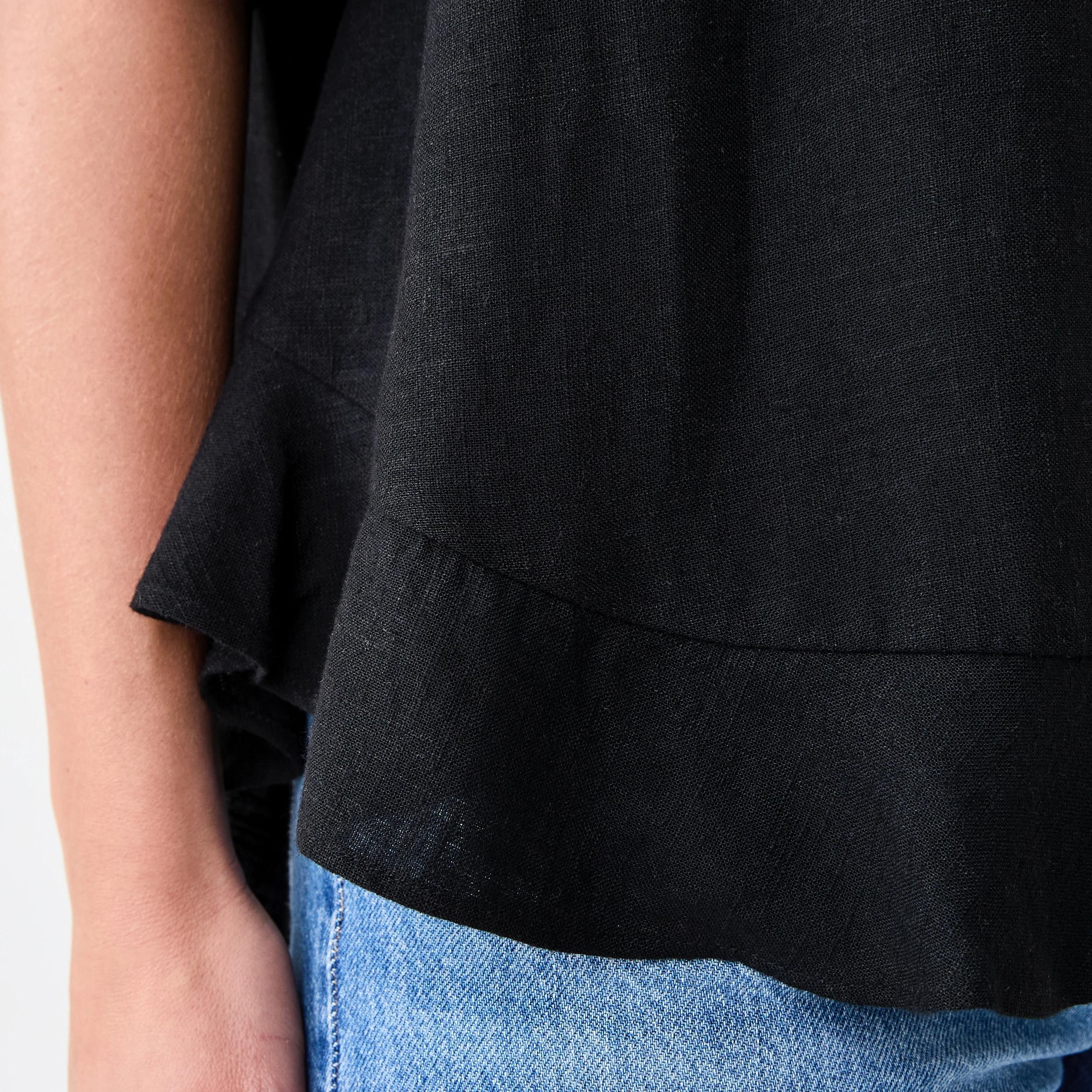 7 Short Sleeve Button Back Relaxed T-shirt Black, 7 of 7