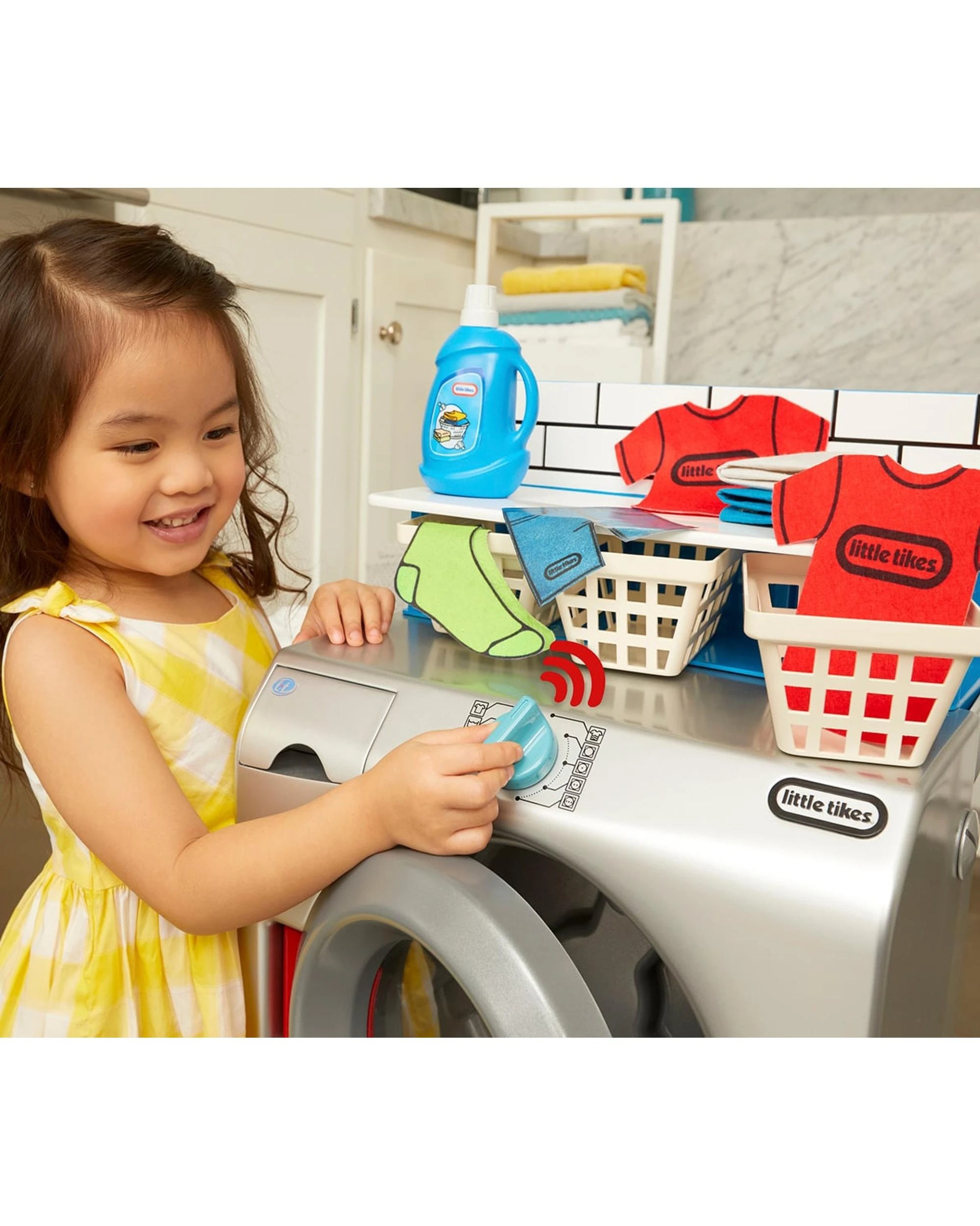 6 Little Tikes First Washer and Dryer Play Set, 6 of 7