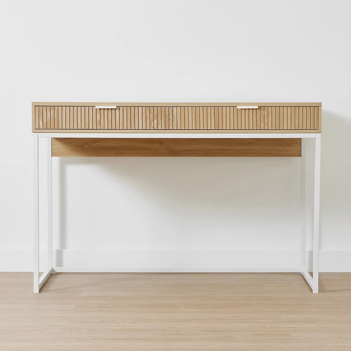 2 Isla Desk, 2 of 9