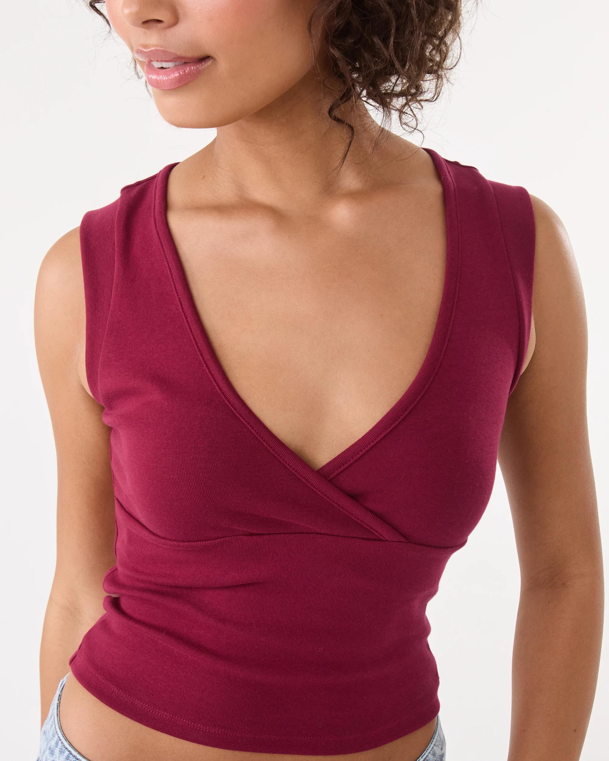 6 Sleeveless Cross Over Tank Rhubarb, 6 of 8