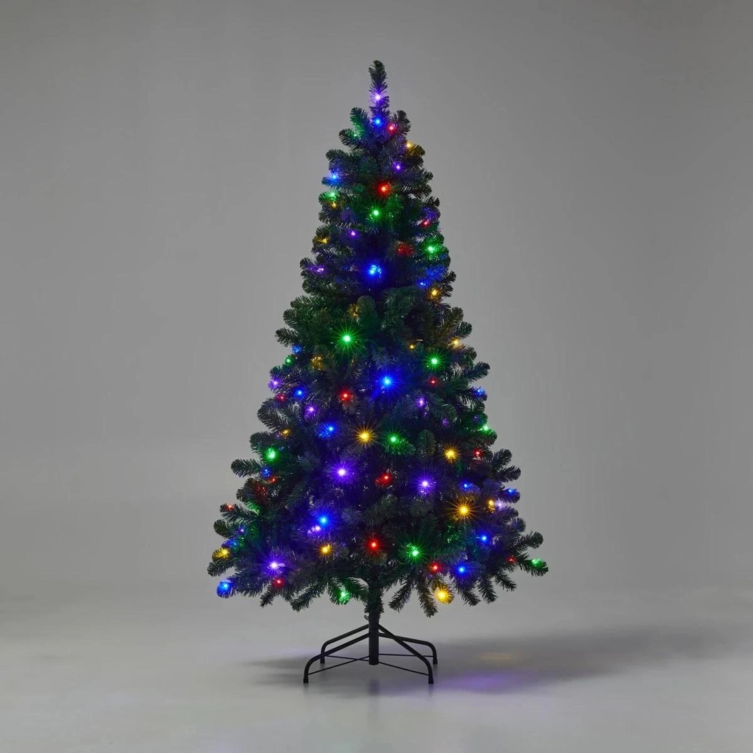3 1.82m (6ft) Pine Prelit Christmas Tree, 3 of 8