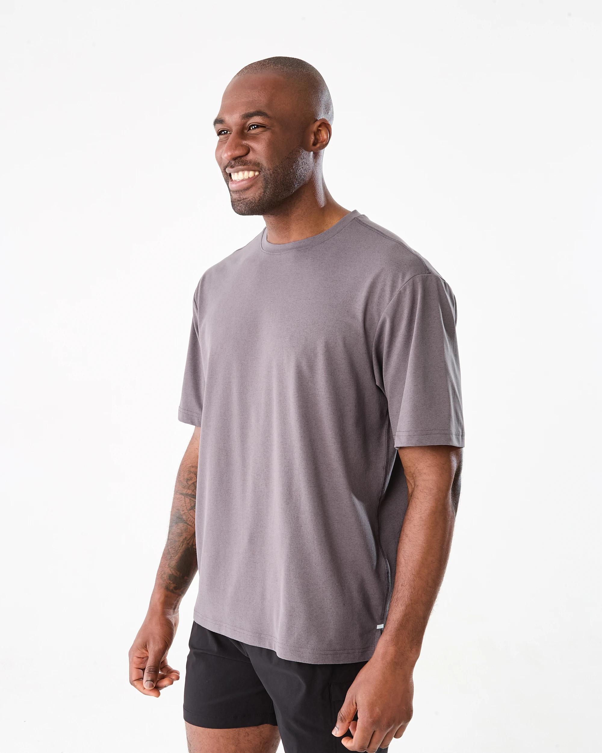 2 Active Mens Oversized Training T-shirt May Pur, 2 of 8