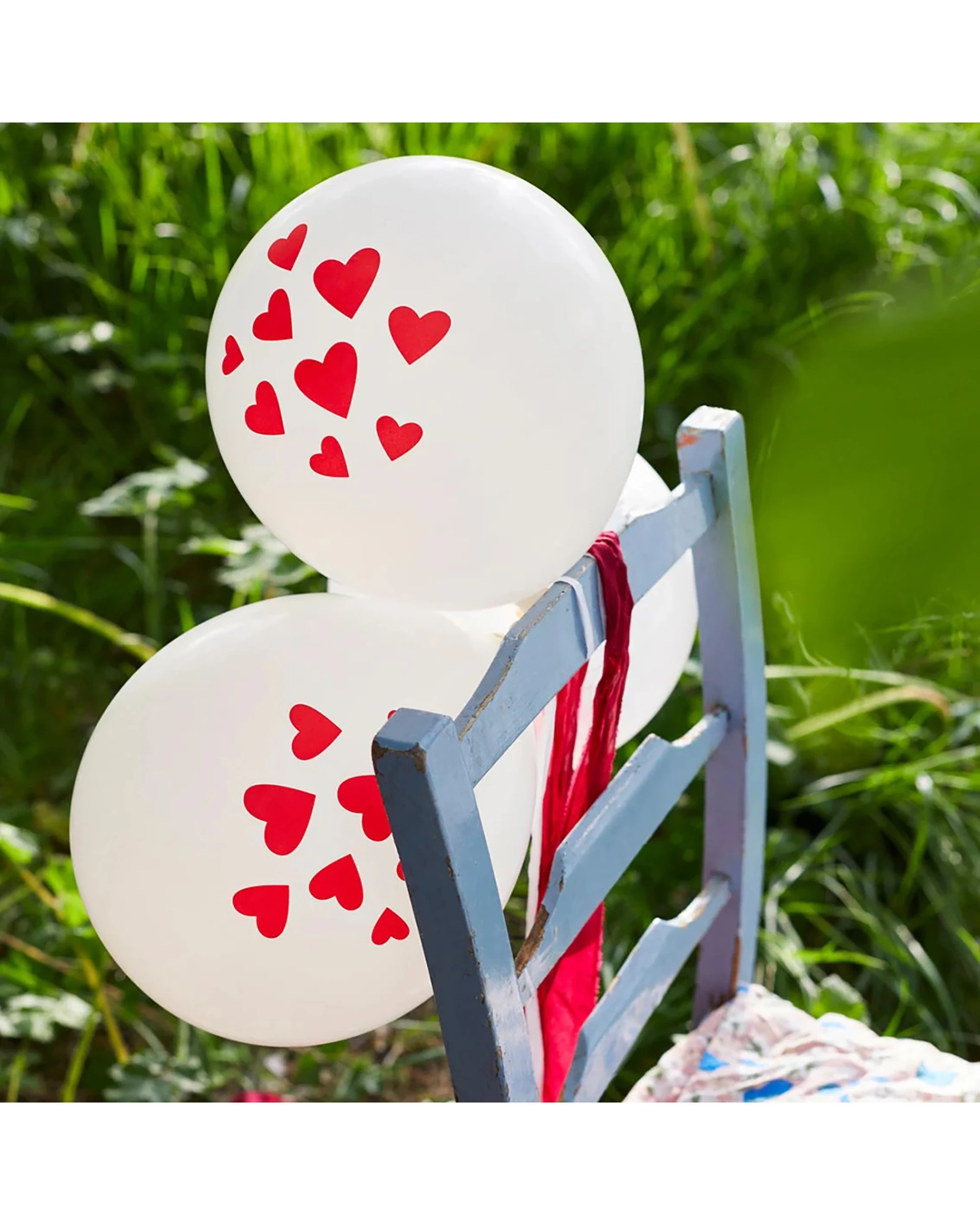 4 Talking Tables Alice In Wonderland Red Heart Balloon Set Pack of 12, 4 of 5