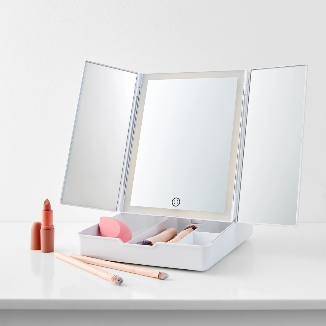 4 LED Tri-Fold Mirror, 4 of 10