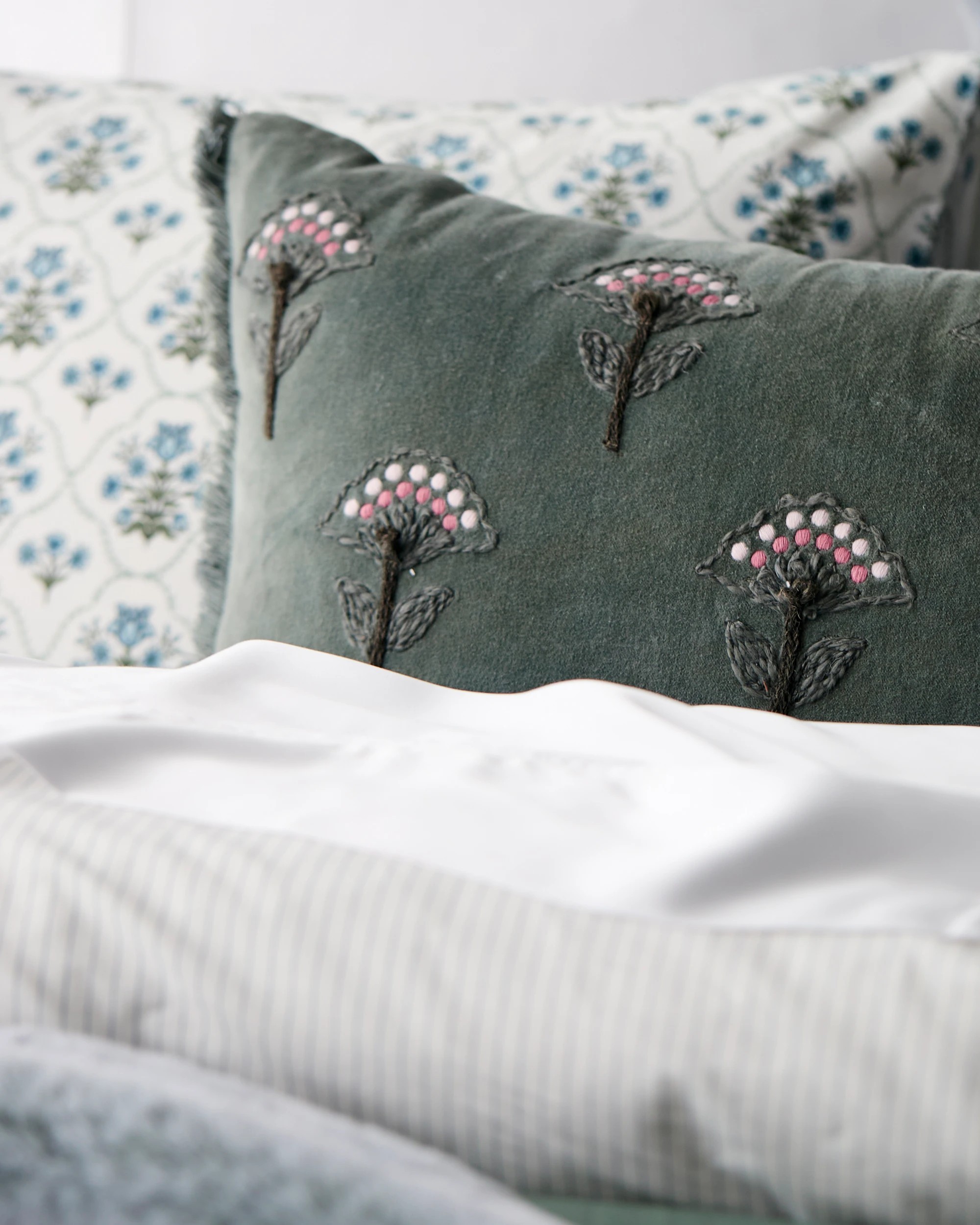 3 Target Adeline Australian Cotton Floral Quilt Cover Set - Double Bed - White, 3 of 10