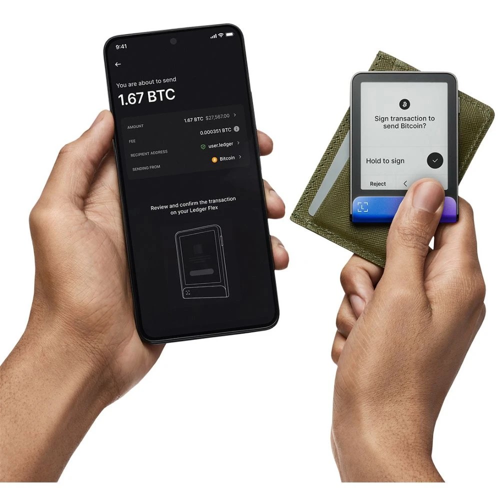 4 Ledger Flex Crypto Wallet with Recovery Key Neptune Blue, 4 of 9