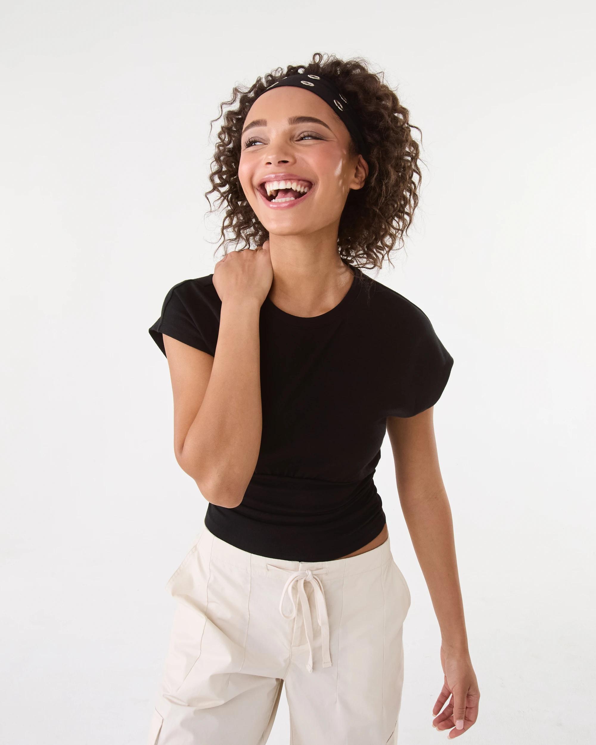 5 Short Sleeve Gathered Fitted T-shirt Black, 5 of 7