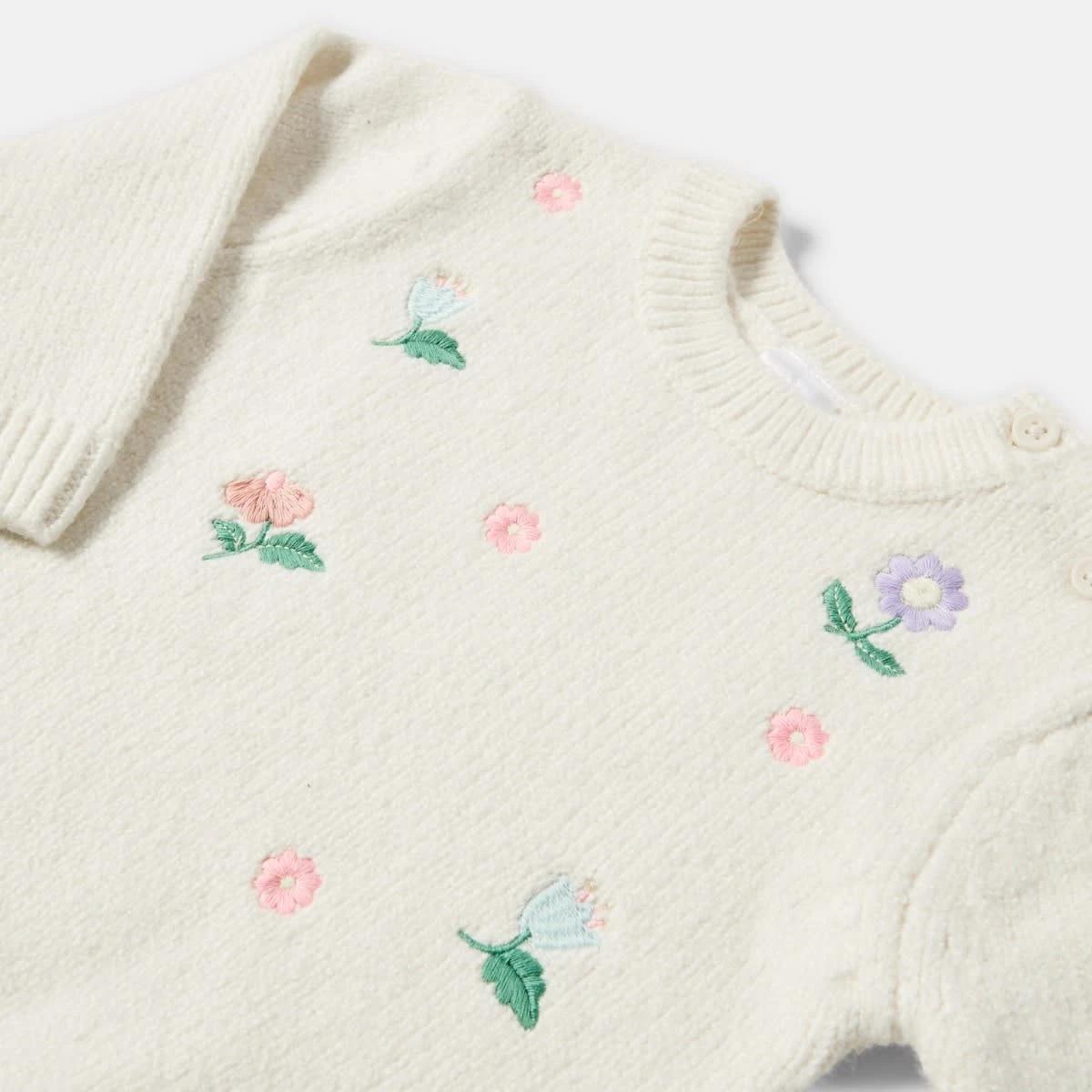 3 Applique Knit Top Wht Floral, 3 of 3