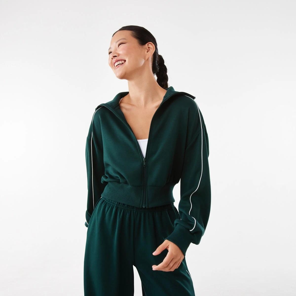 1 Active Womens Interlock Zip Long Sleeve Jumper Grn Yucca, 1 of 9