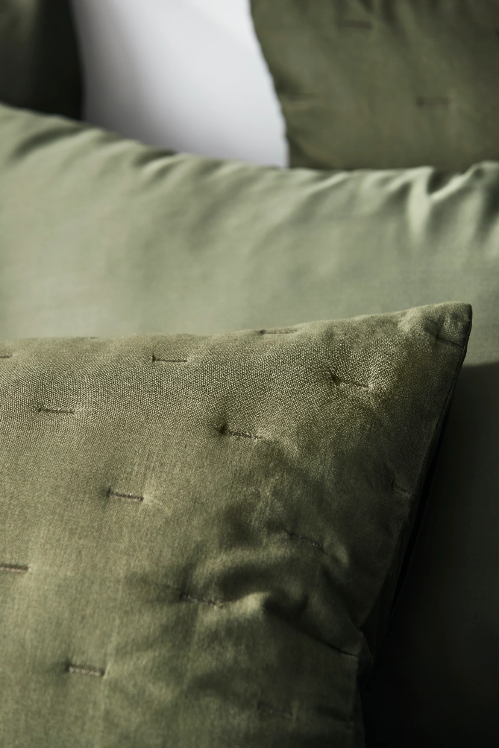 4 Target Laynie Linen/Cotton Coverlet Set - Queen Bed - Green, 4 of 7