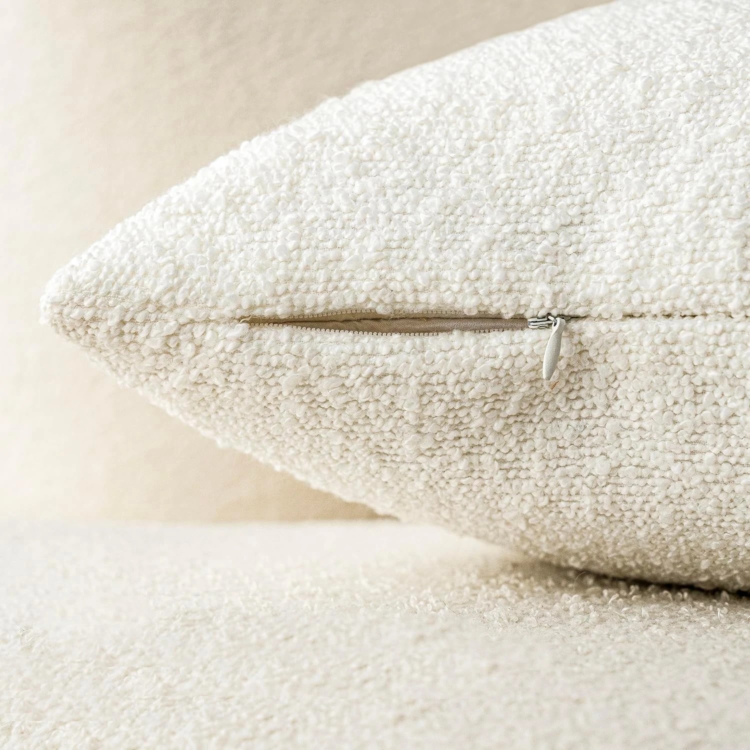 2 Gioia Casa 2-Pack Bouclé Cushion Covers 45x45cm - Snow, 2 of 3