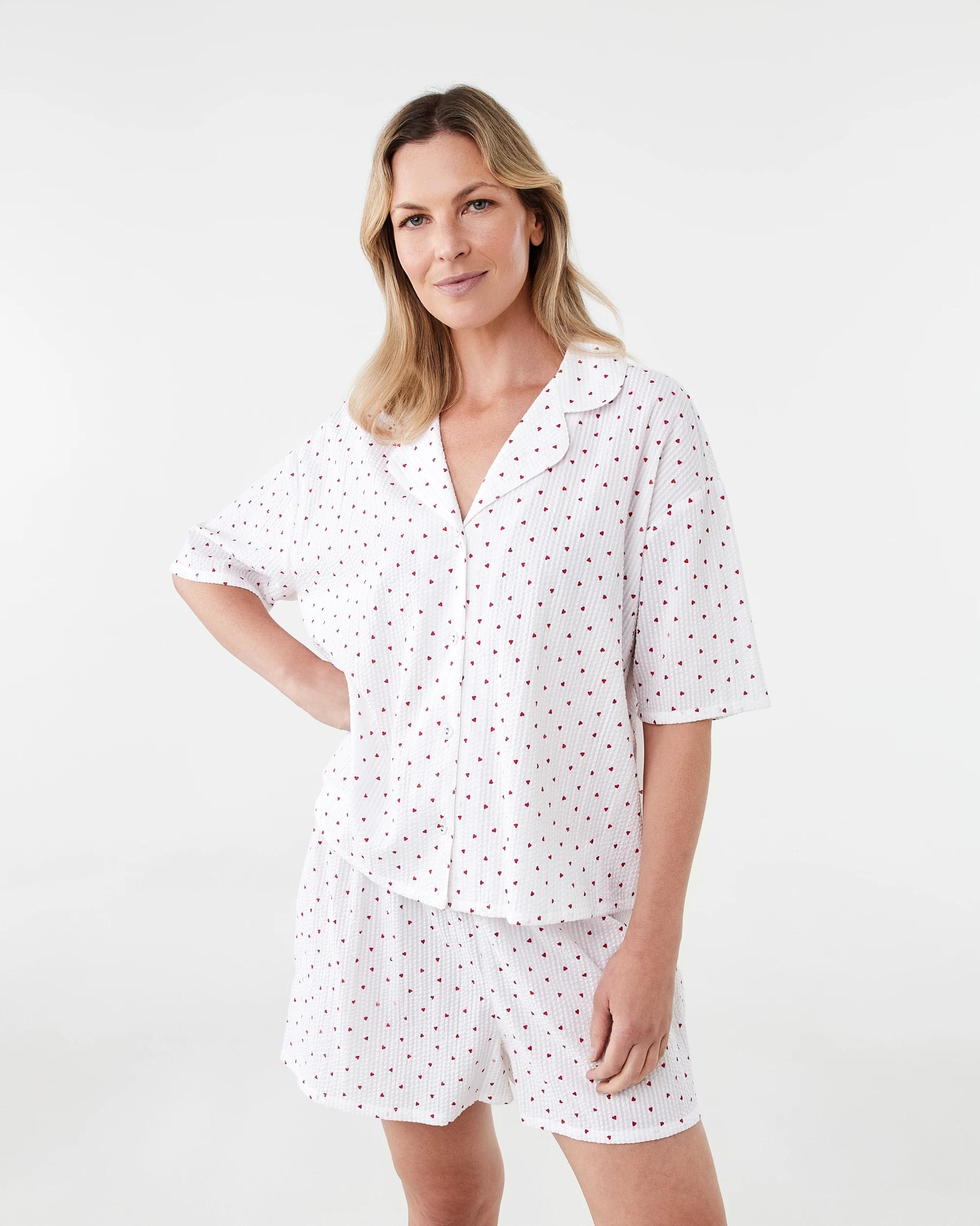 1 Cotton Seersucker Short Sleeve and Shorts Pyjama Set Hearts, 1 of 8