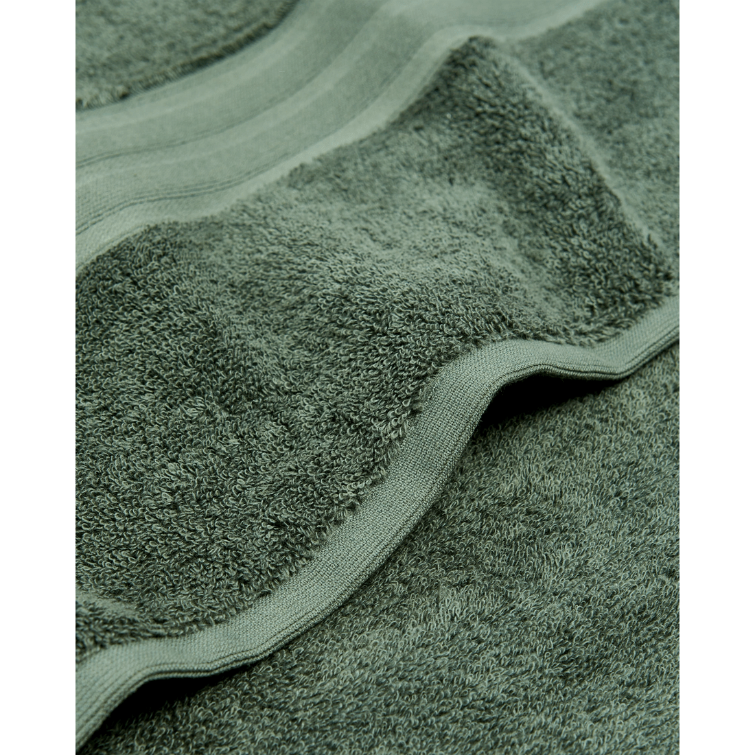 2 Grandeur Bath Towel
 - Green, 2 of 3