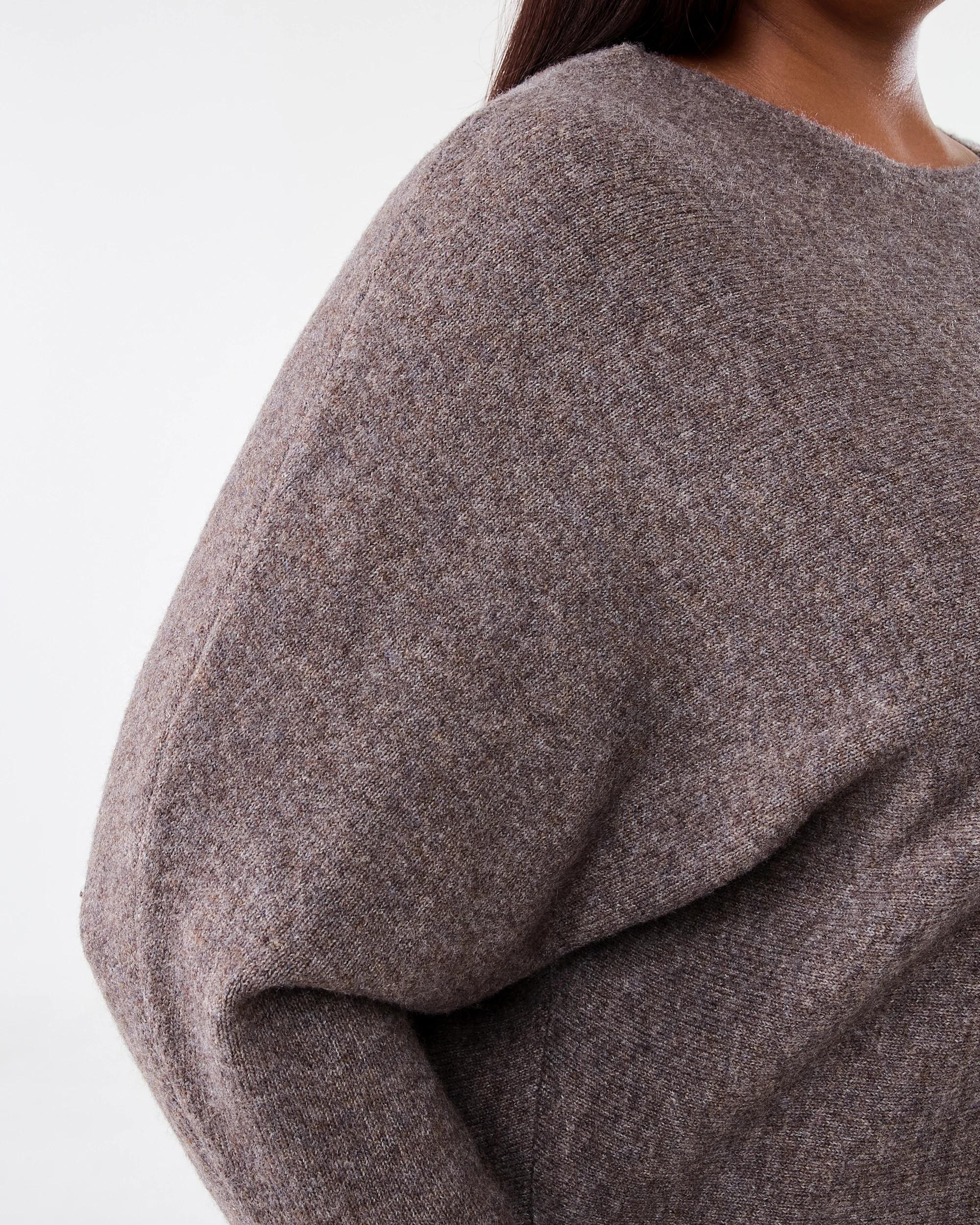 7 Curve Long Sleeve Dolman Jumper Tpe Marle, 7 of 7