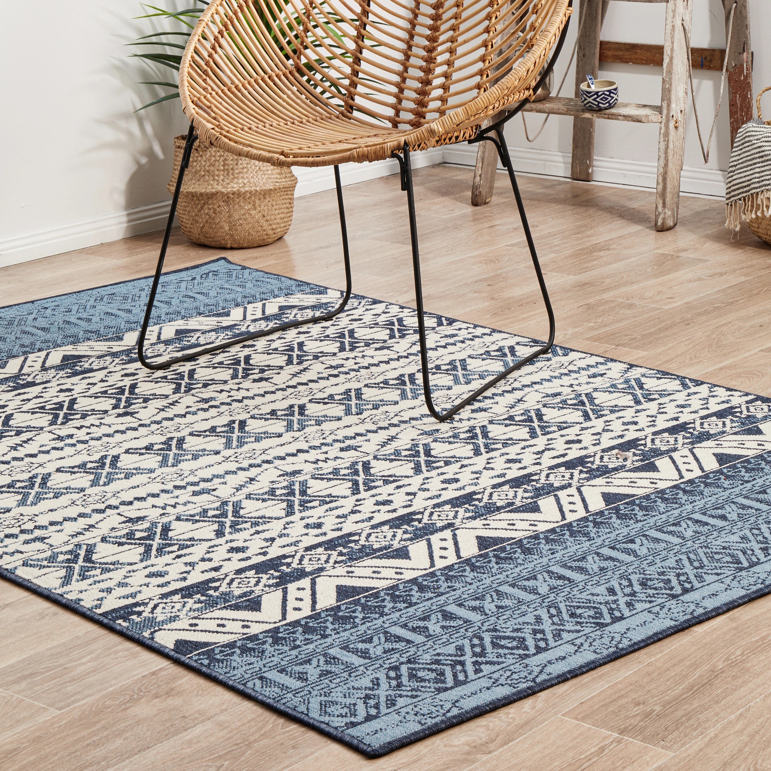 2 Common Ground Rugs Coastline 3333 160x110cm - Small Outdoor Rug - Blue, 2 of 8