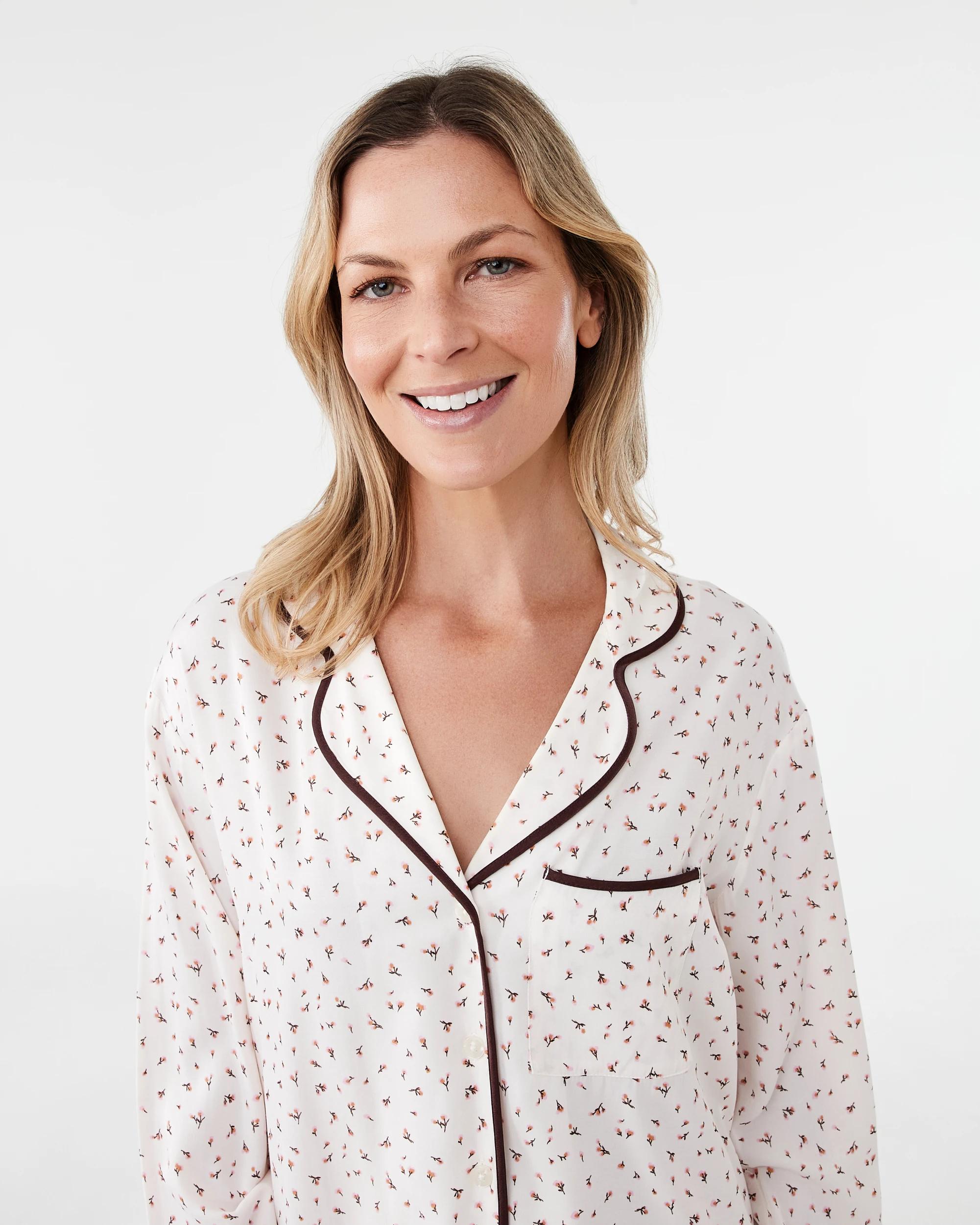 4 Matte Satin Long Sleeve Top and Pants Pyjama Set Ditsy Frl, 4 of 8