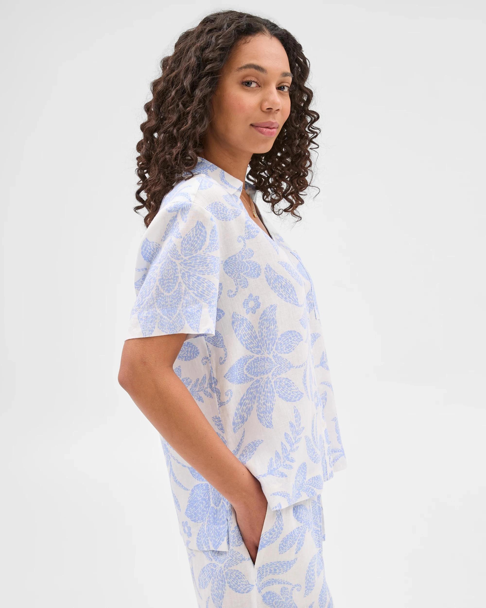 3 Target Woman European Linen Shirt BLUE/WHITE PRINT, 3 of 6