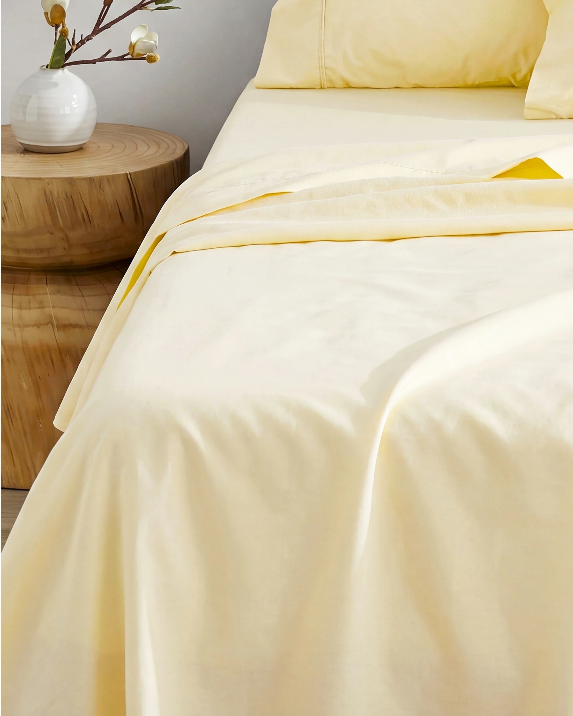 1 Dreamaker 300TC Cotton Percale Flat Sheet - Double Bed - Butter Yellow, 1 of 3