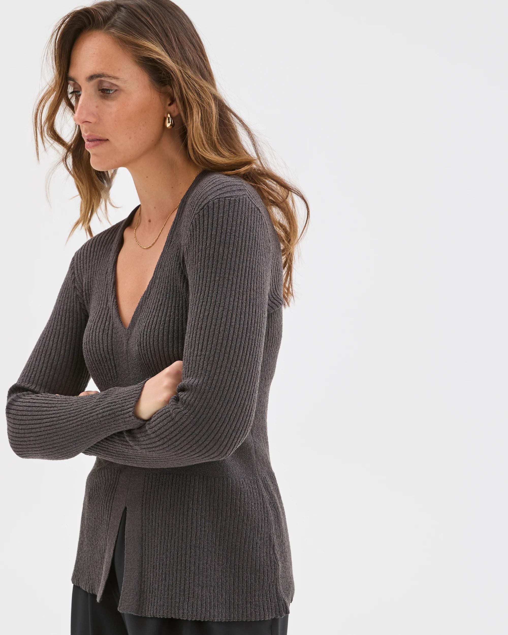 5 Preview Long Sleeve V-Neck Boucle Knit Top CINDER, 5 of 7