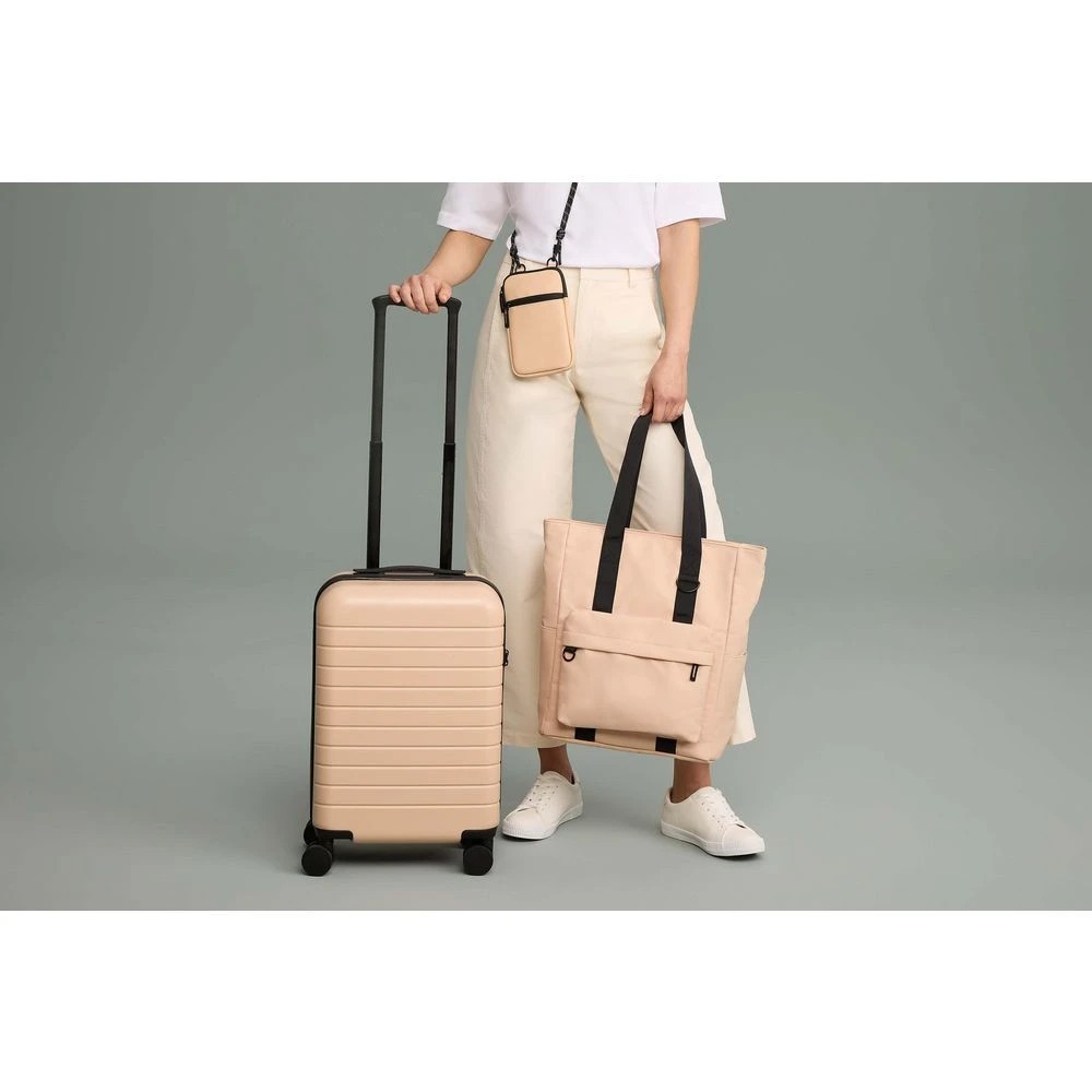 8 Otto On The Go 20" Carry-On Suitcase Tan, 8 of 10