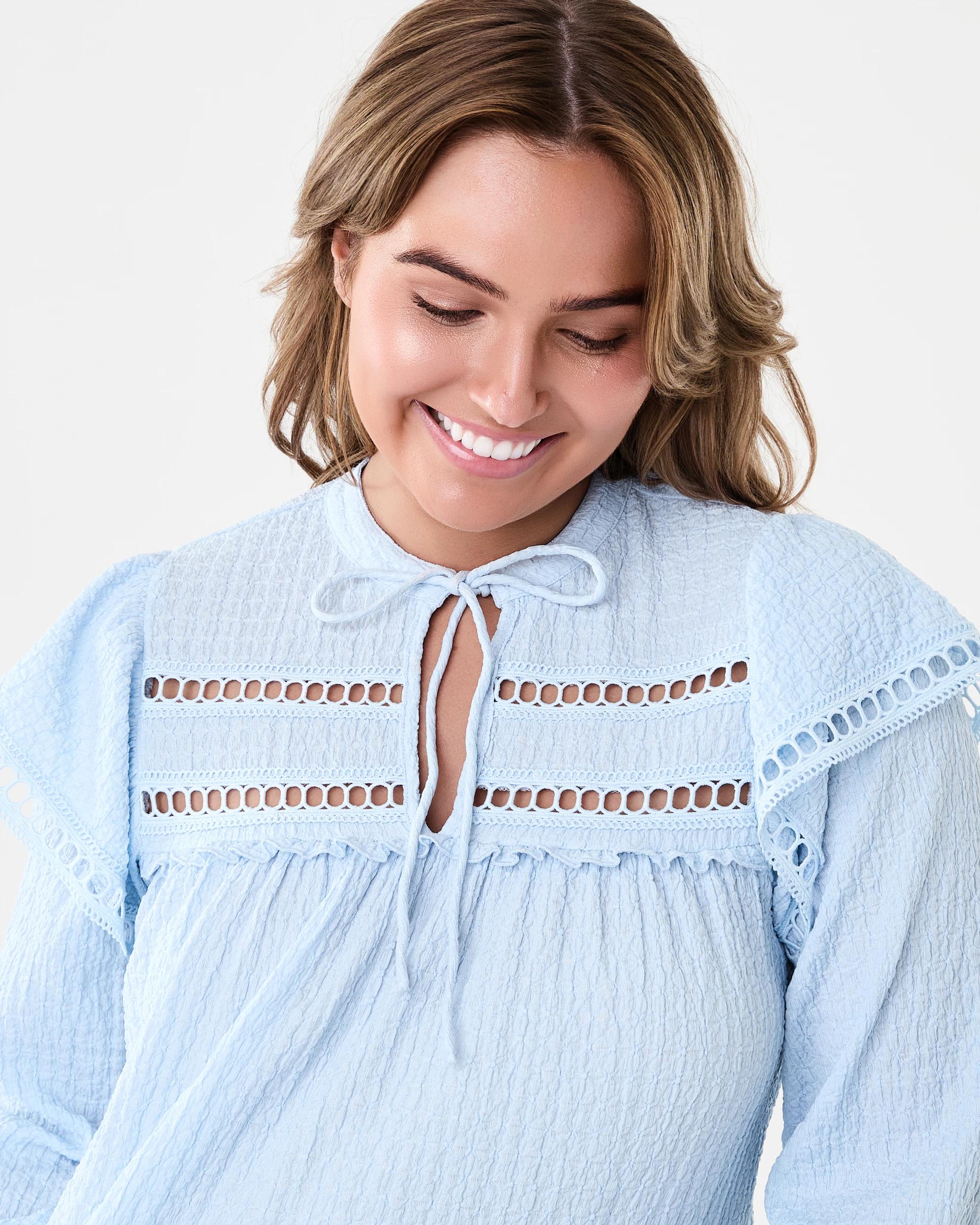 5 Long Sleeve Ruffle Detail Top Powd Blue, 5 of 7