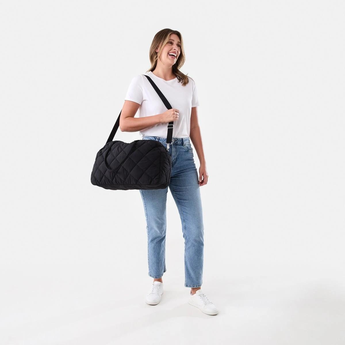 5 Puff Weekender Bag Black, 5 of 5