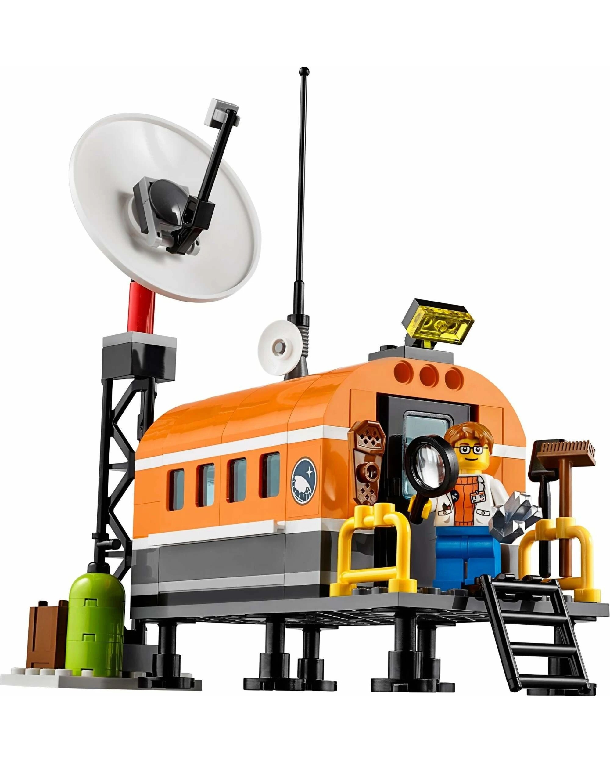 4 LEGO 60062 Arctic Icebreaker: Polar Exploration Ship & Research Base, 4 of 5