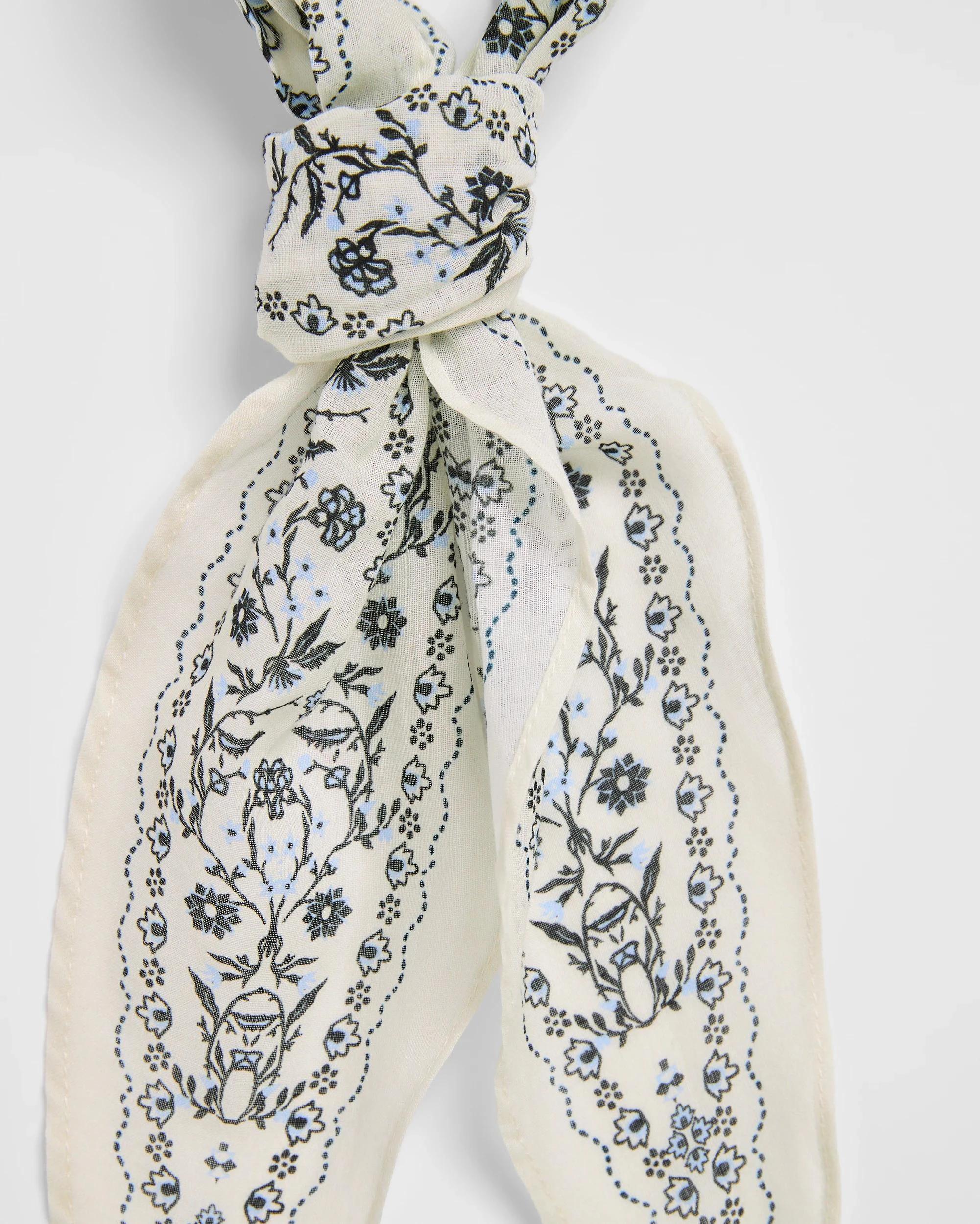 2 Target Diamond Organic Cotton Scarf WHITE, 2 of 2