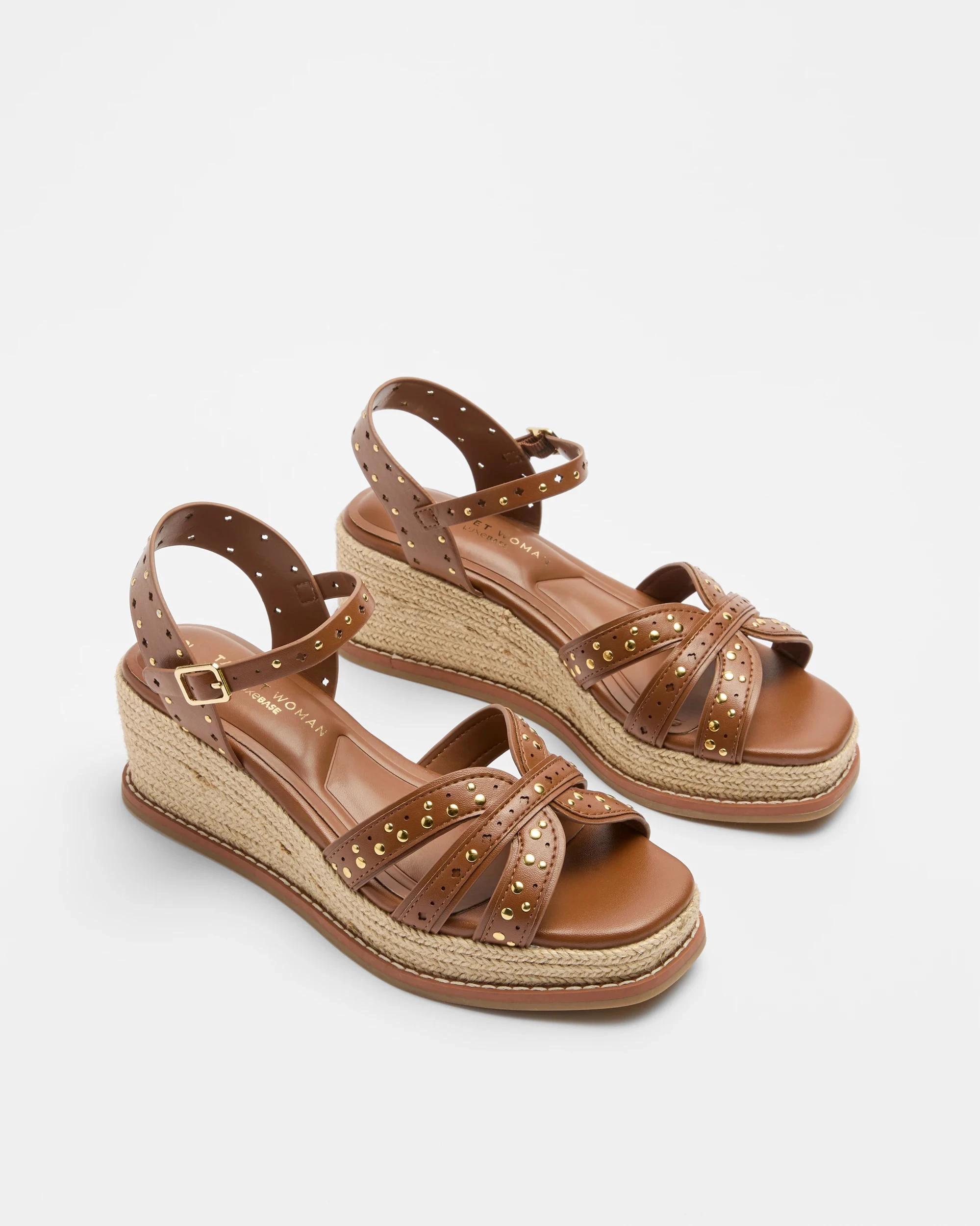 3 Target Woman Womens Mid Wedge - Maggie TAN, 3 of 3