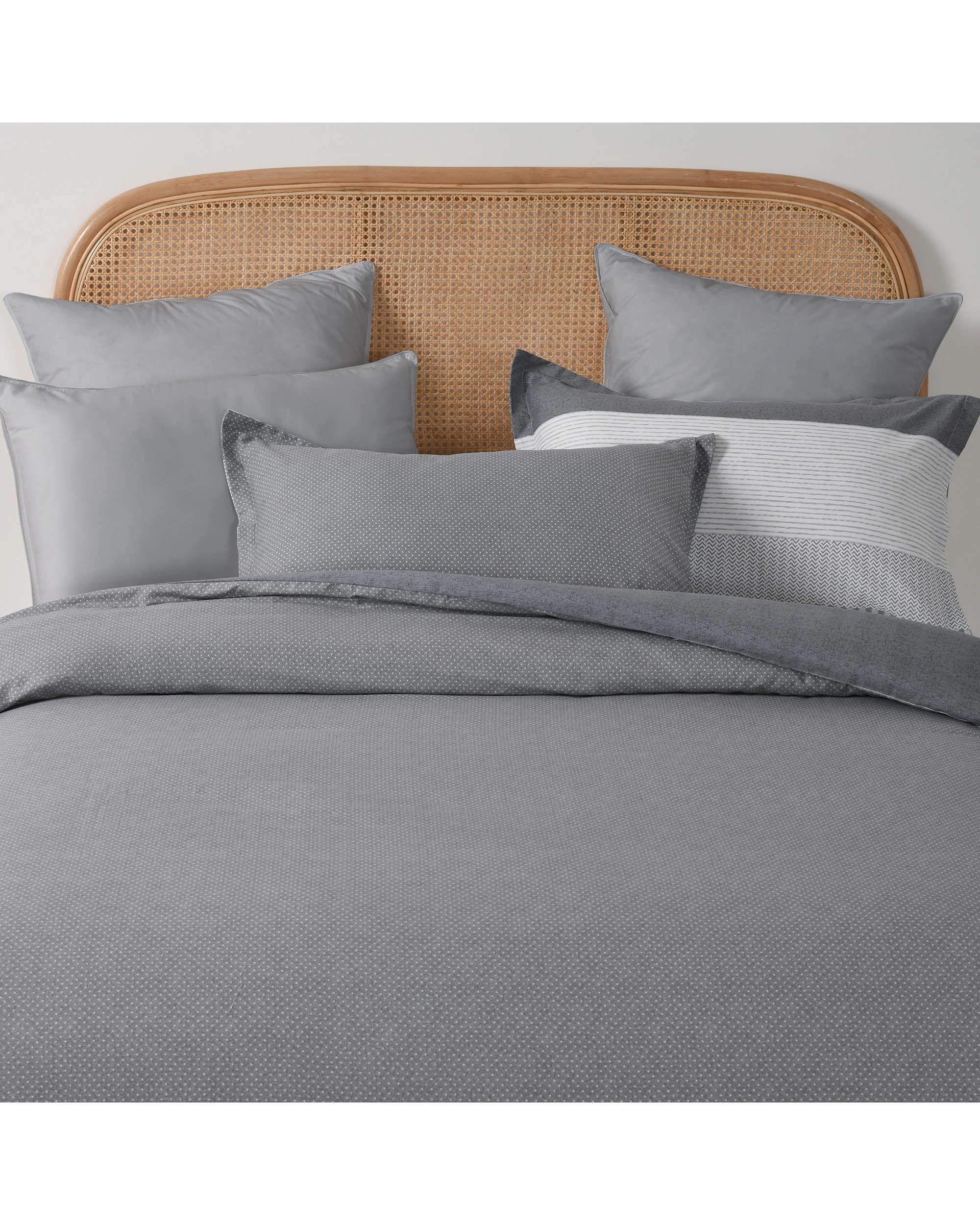 4 Dreamaker Artarmon 100% Cotton Reversible Quilt Cover Set - King Single Bed - Grey, 4 of 8