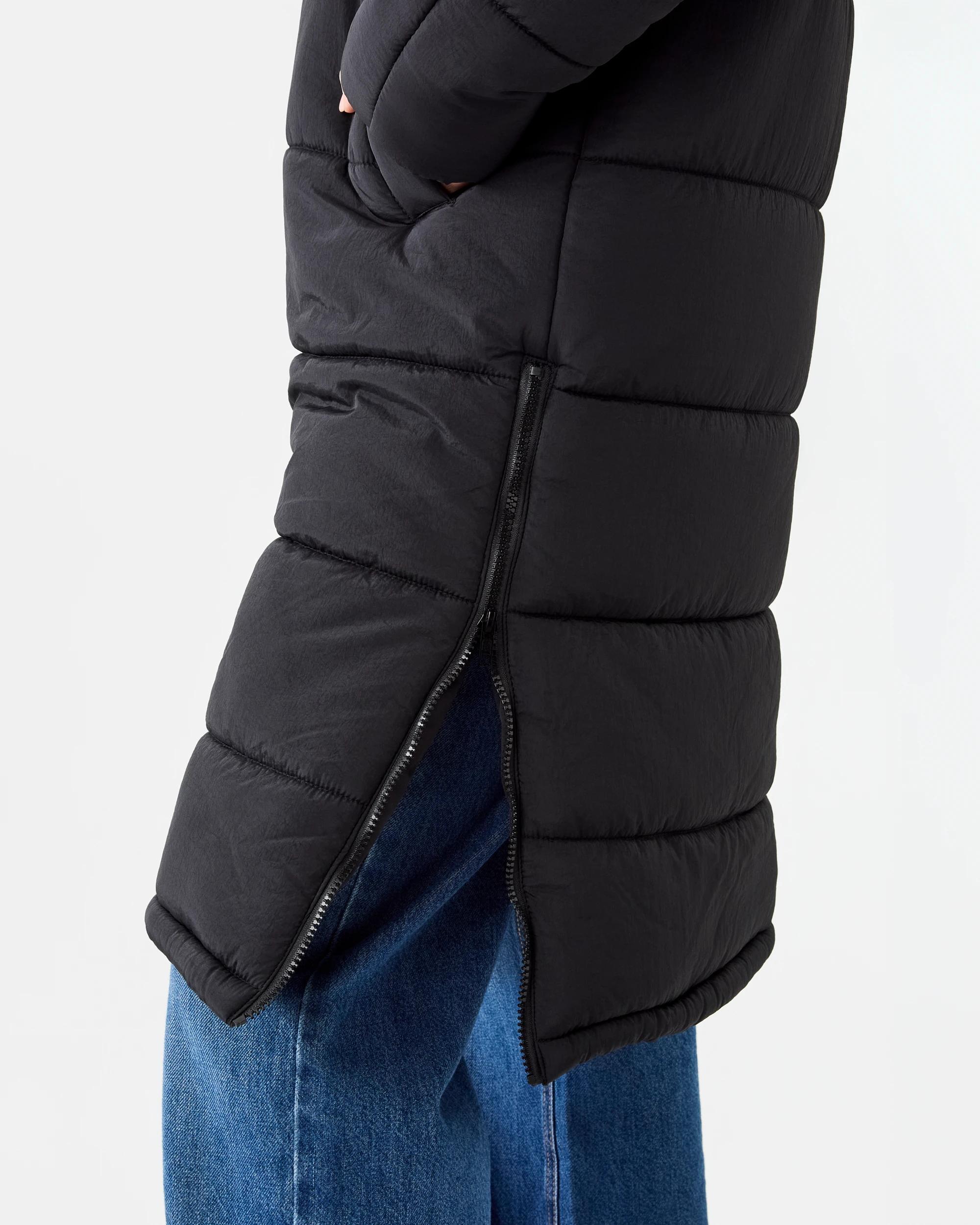 8 Hybrid Puffer Jacket Black, 8 of 9