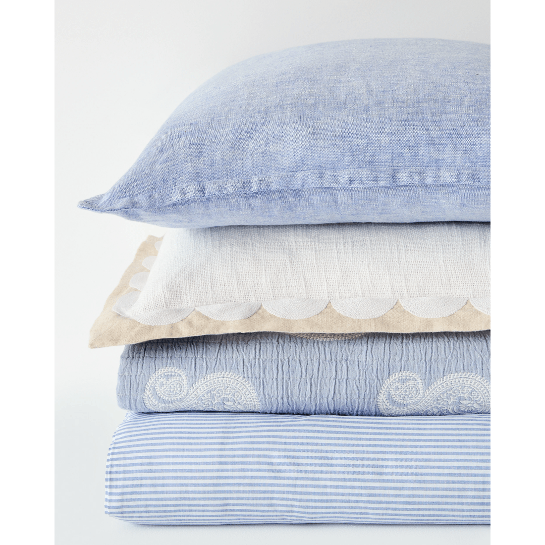 6 Target Hampton Stripe Comforter Set
 - Queen Bed
 - Blue, 6 of 6