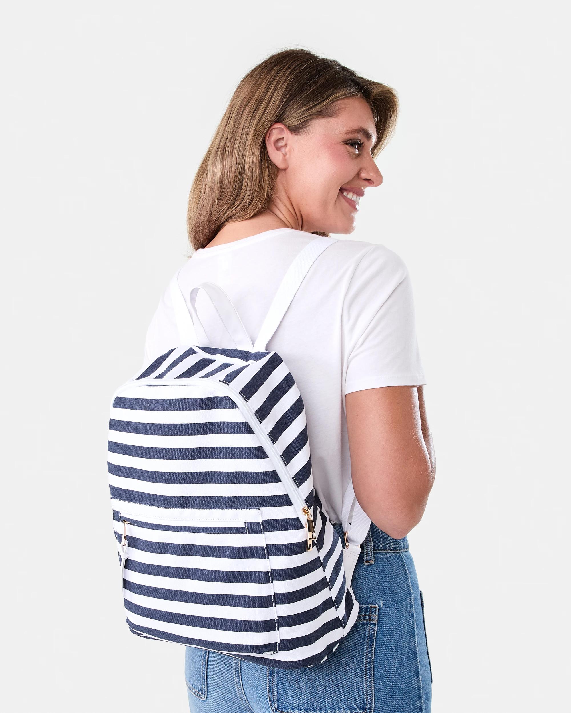 5 Canvas Backpack Navy Strp, 5 of 5