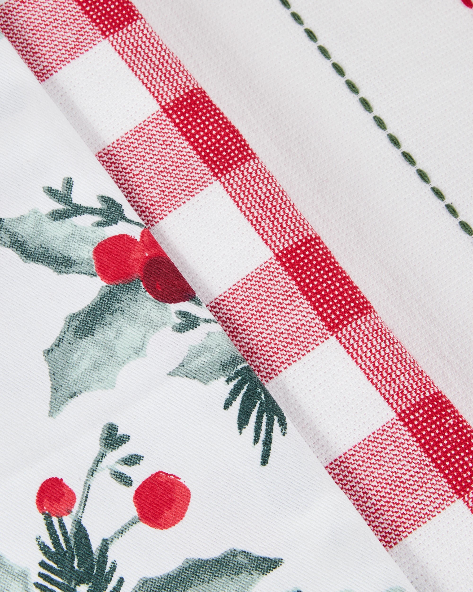 2 3 Pack Holly Tea Towels, 2 of 6