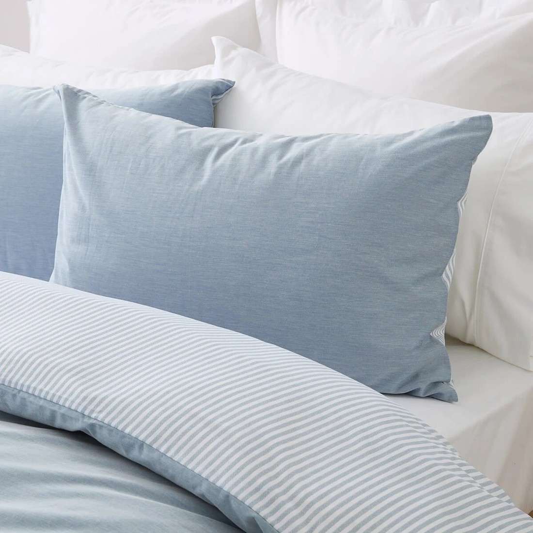 3 Chambray Cotton Rich Reversible Quilt Cover Set - Double Bed, Blue, 3 of 7