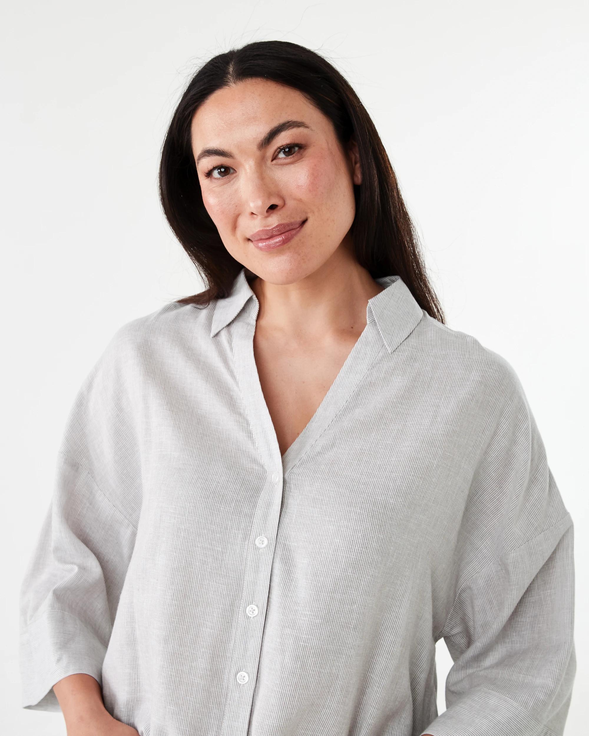 4 Long Sleeve V-Neck Dolman Shirt Dune B, 4 of 8