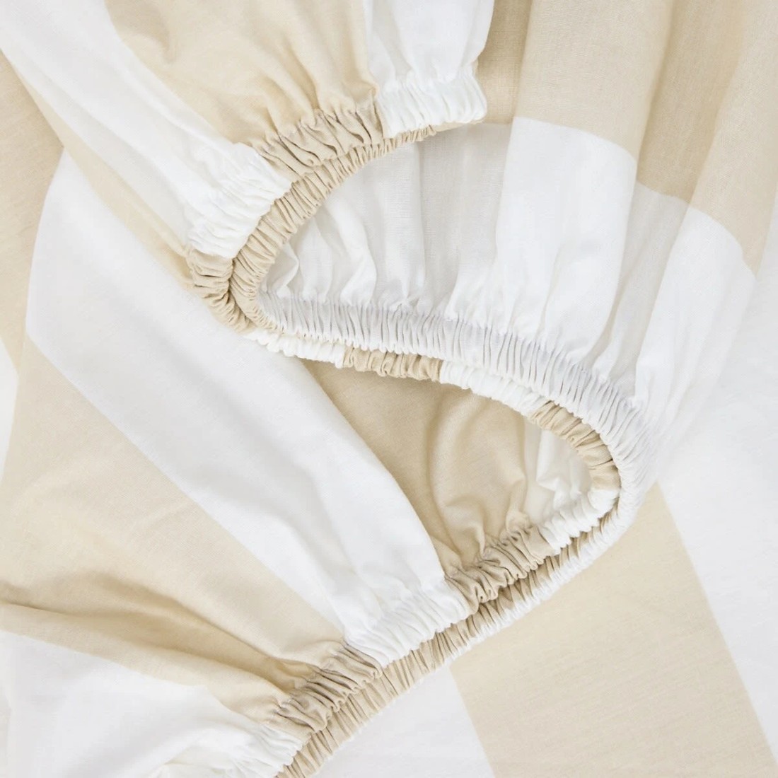 3 250 Thread Count Ruffle Cotton Sheet Set - Queen Bed, Sand, 3 of 7