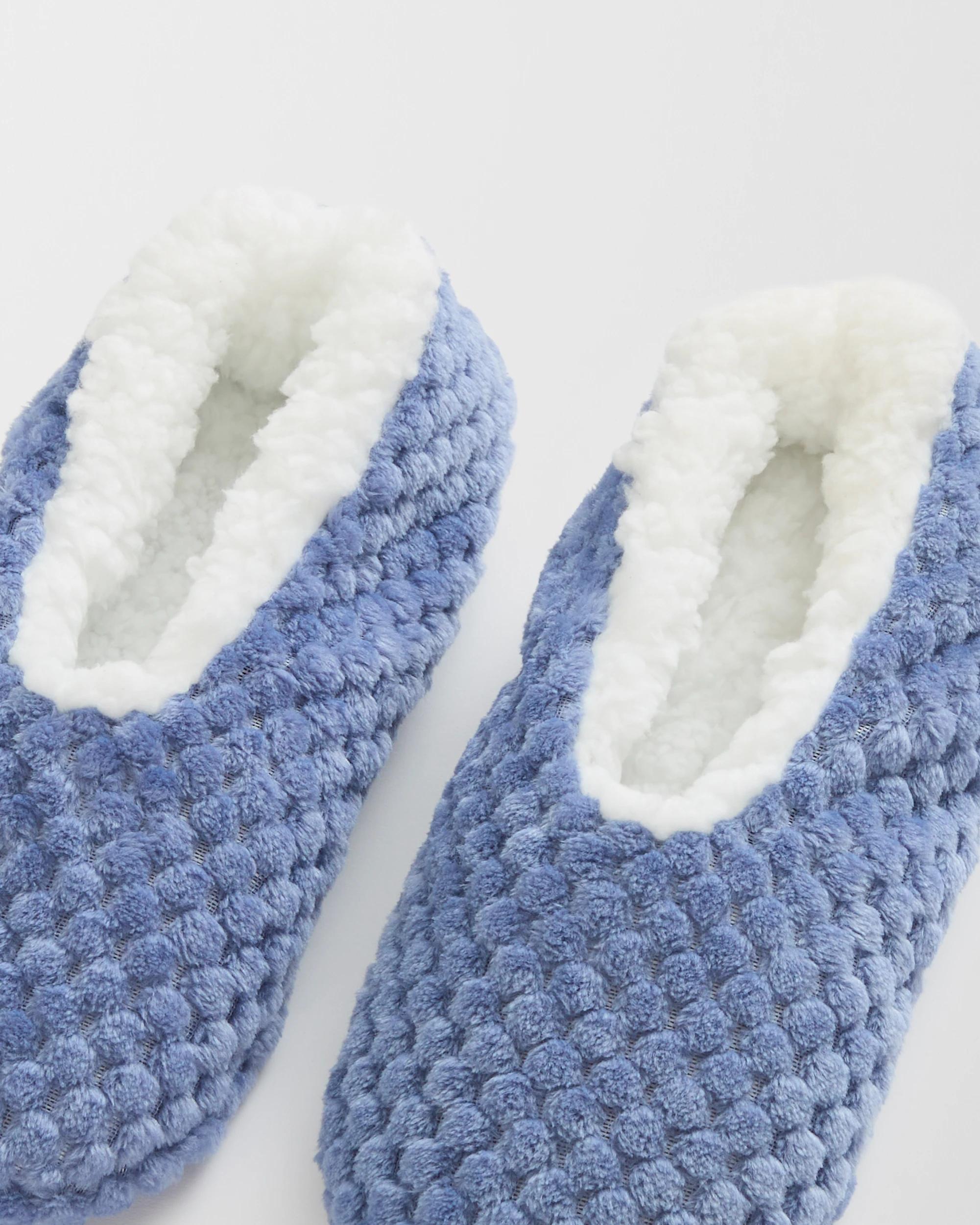 2 Target Woman Sockette Slipper Socks BLUE, 2 of 4