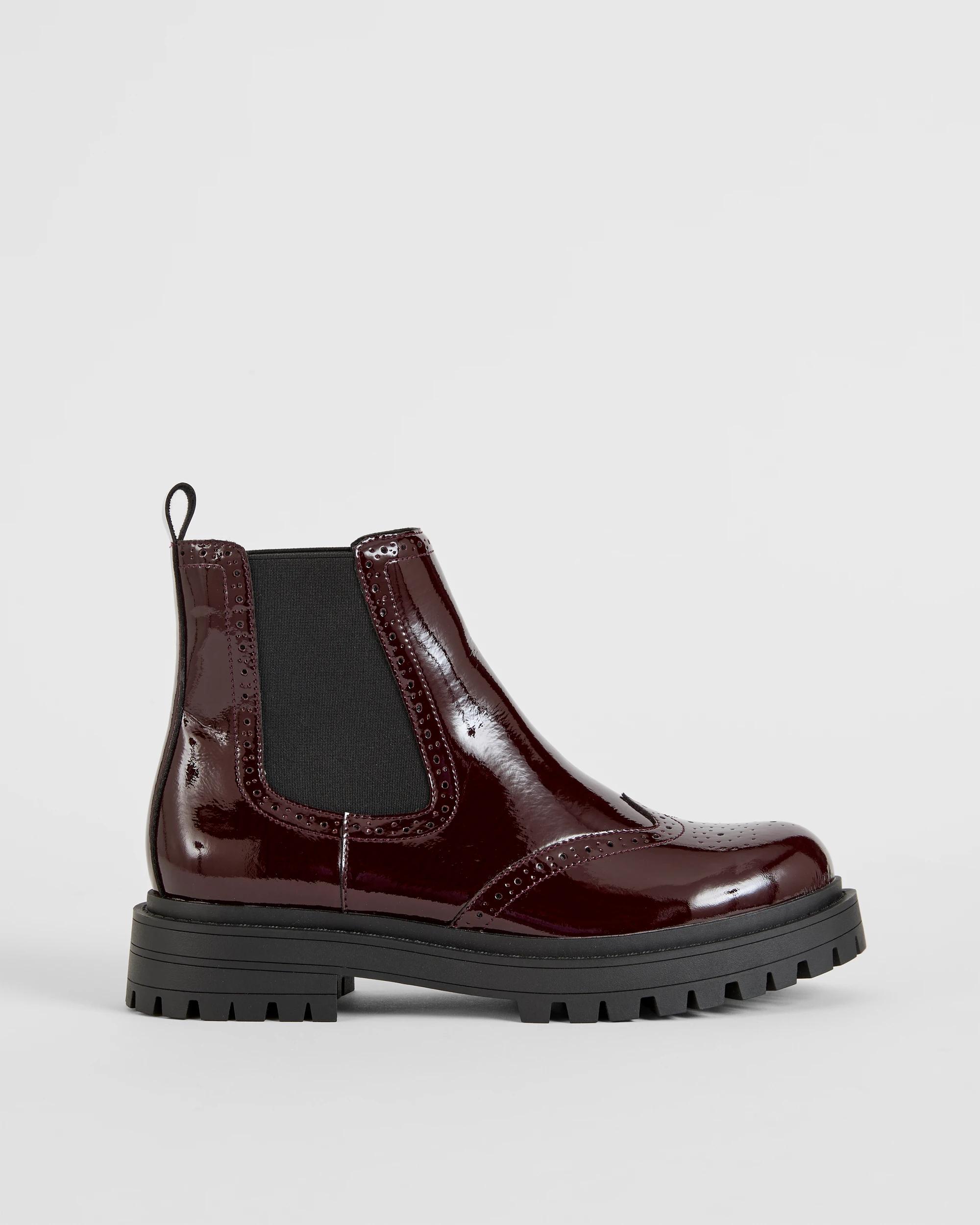 1 Target Woman Brogue Chelsea Boots BURGUNDY, 1 of 3