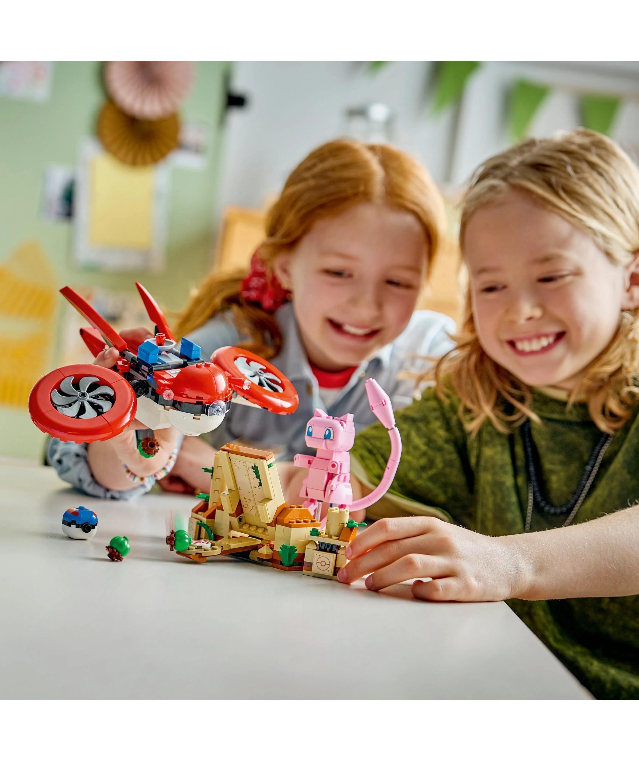 10 LEGO Pokemon SMART Play: Drone Search for Mythical Mew 72161, 10 of 11