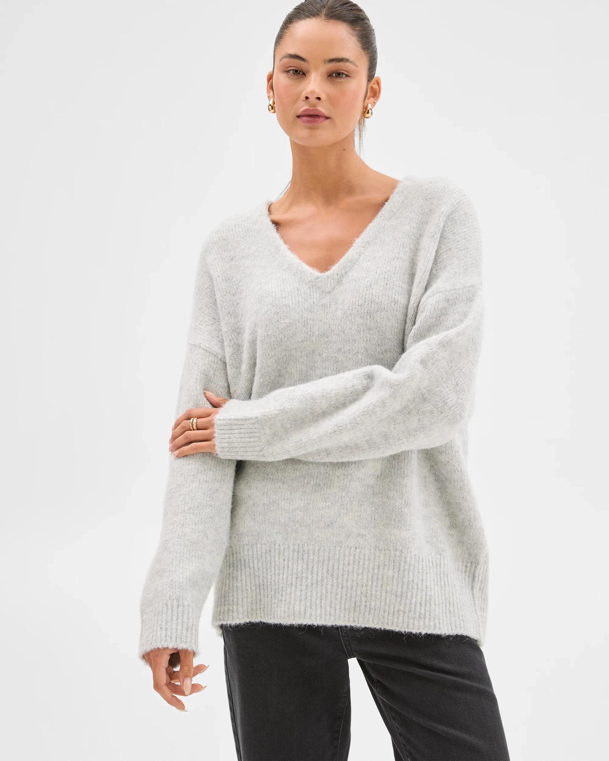 7 Lily Loves V-Neck Fluffy Knit Jumper SILVER MARLE, 7 of 8