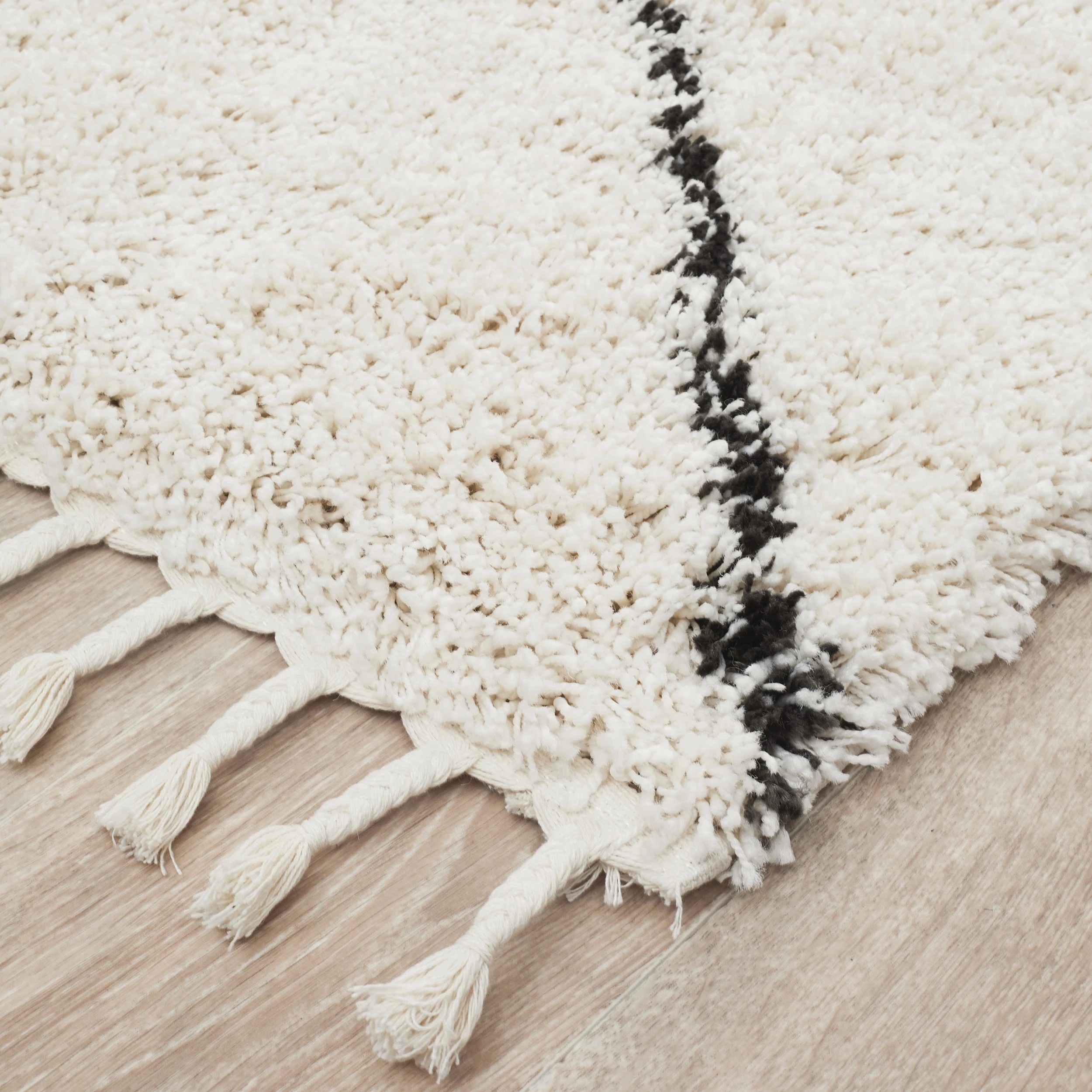 3 Common Ground Rugs Amber 22 290x200cm - Large Shag Rug - White, 3 of 7