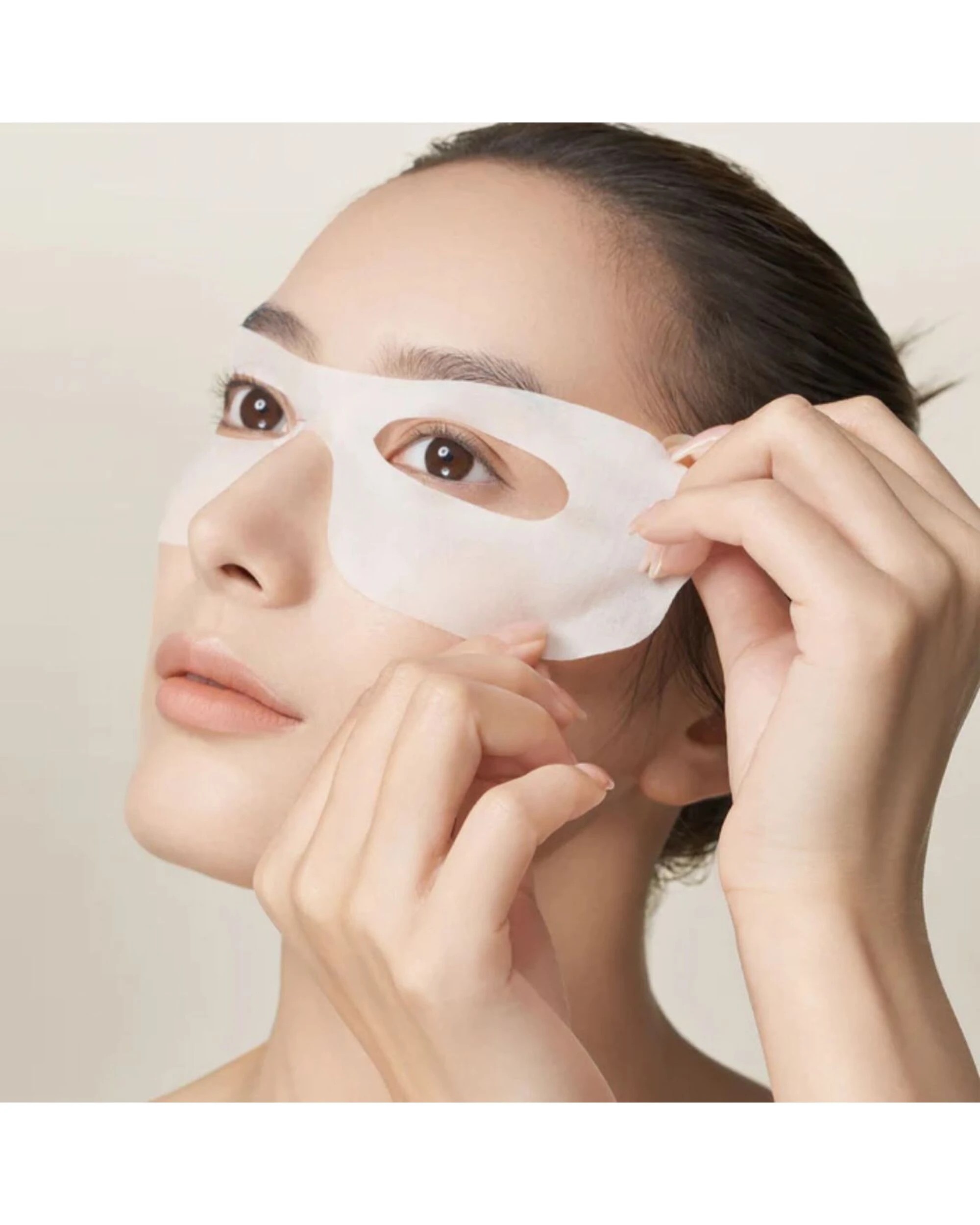 3 AMIRO Eye Mask For Eye Rejuvenation RF Device (4 Pairs) - Gold, 3 of 3
