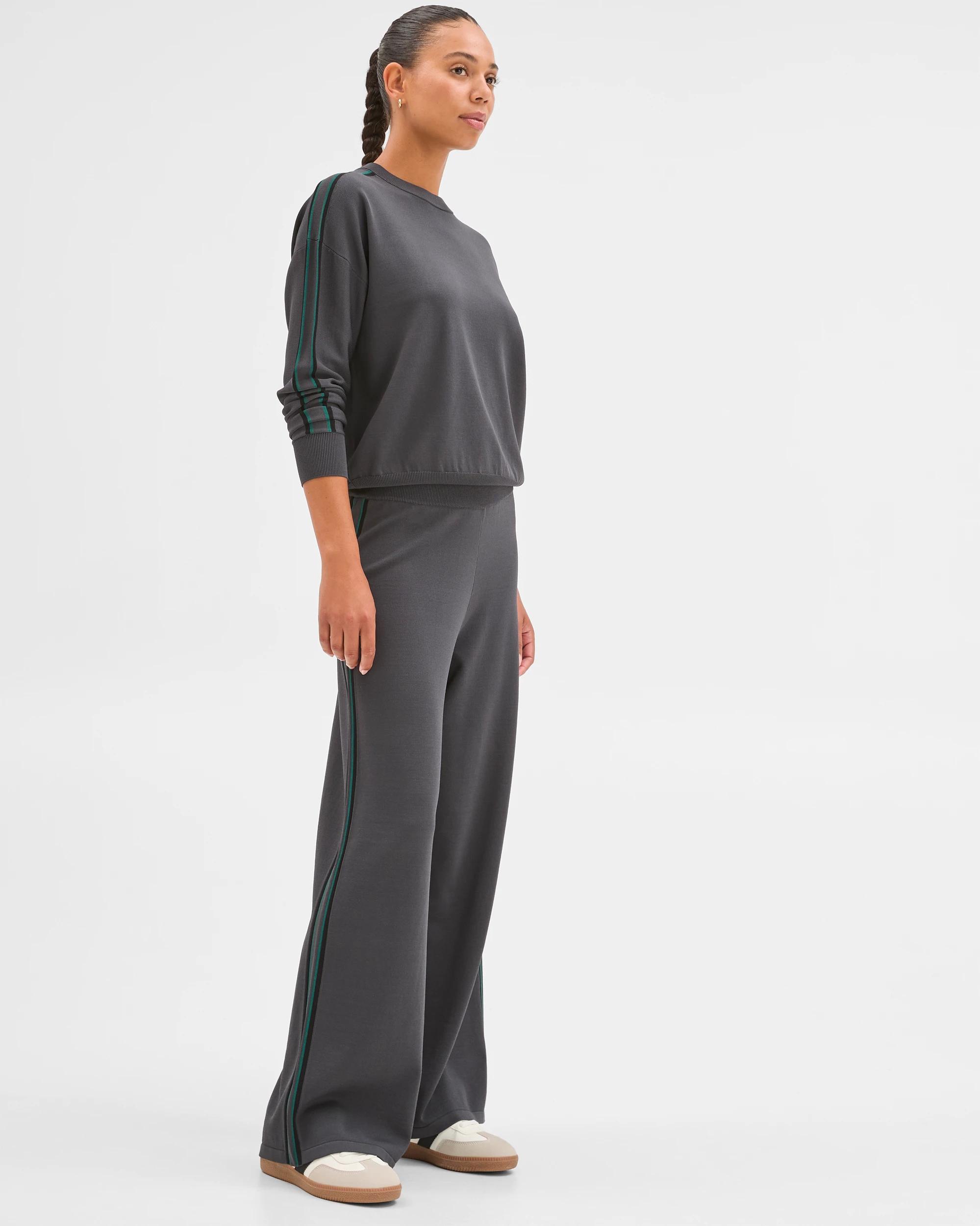 3 Target Active Active Studio Crepe Straight Leg Pants GRAPHITE, 3 of 6