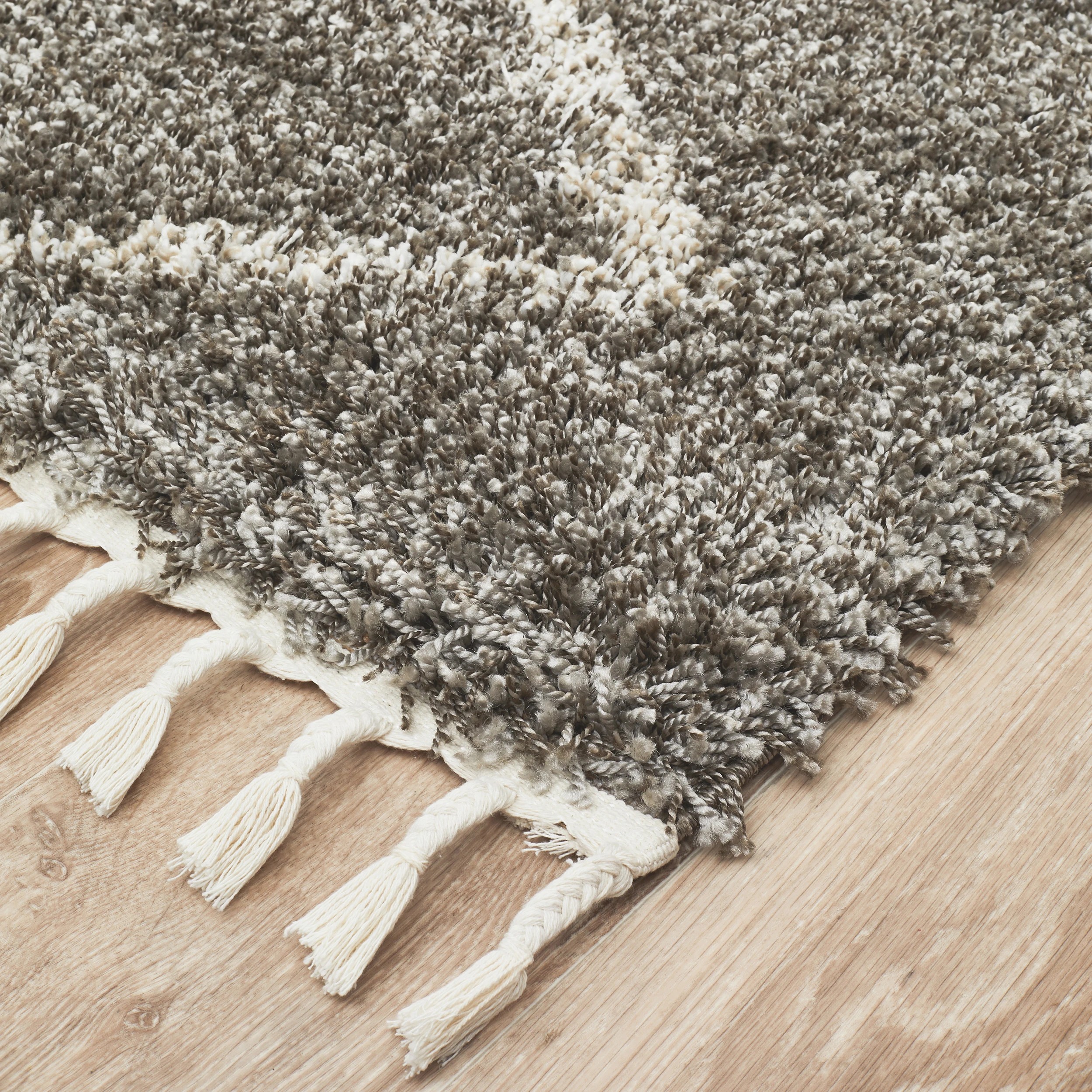3 Common Ground Rugs Amber 11 170x120cm - Small Shag Rug - Silver, 3 of 6