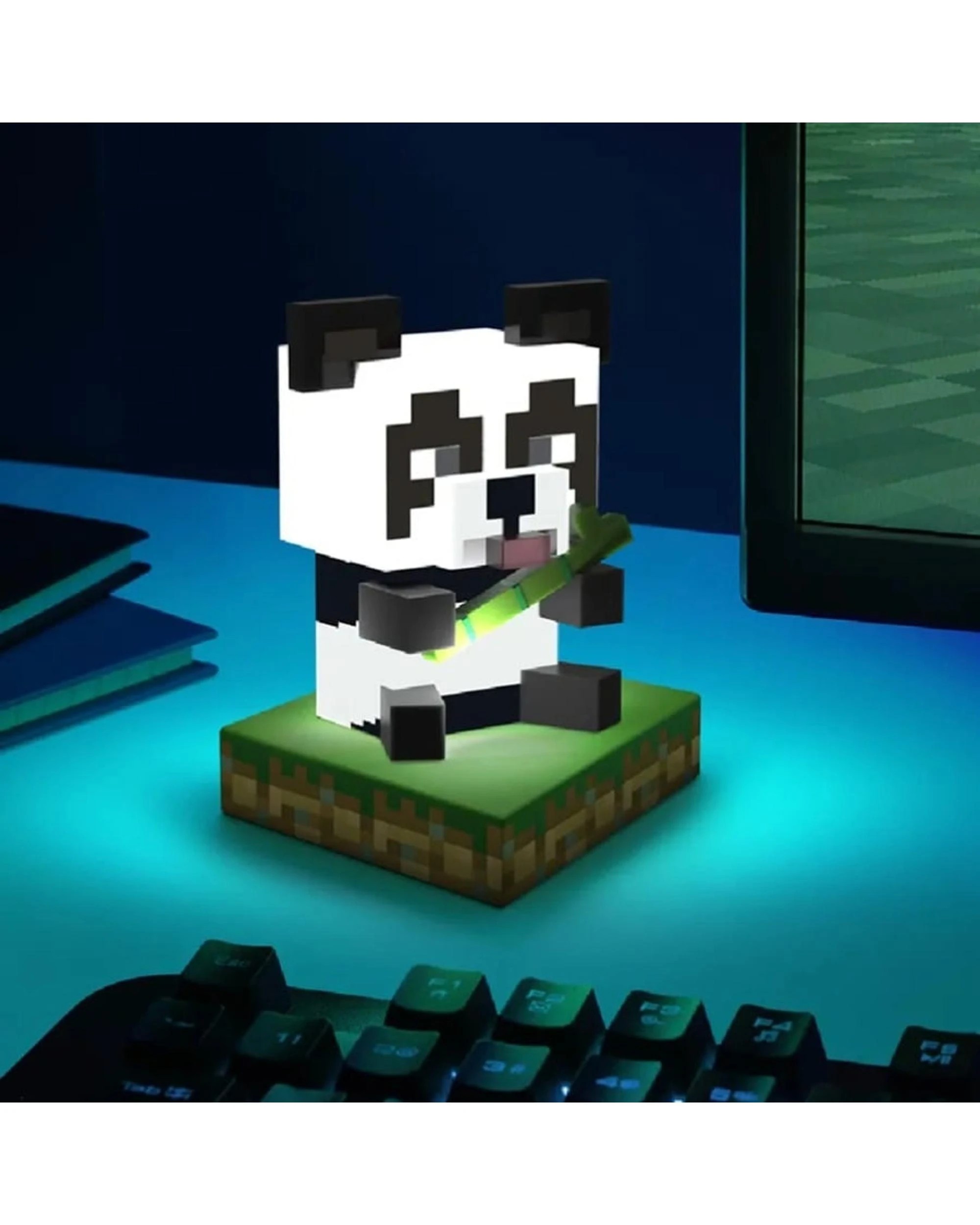 2 Paladone Icons Minecraft Panda Light, 2 of 3