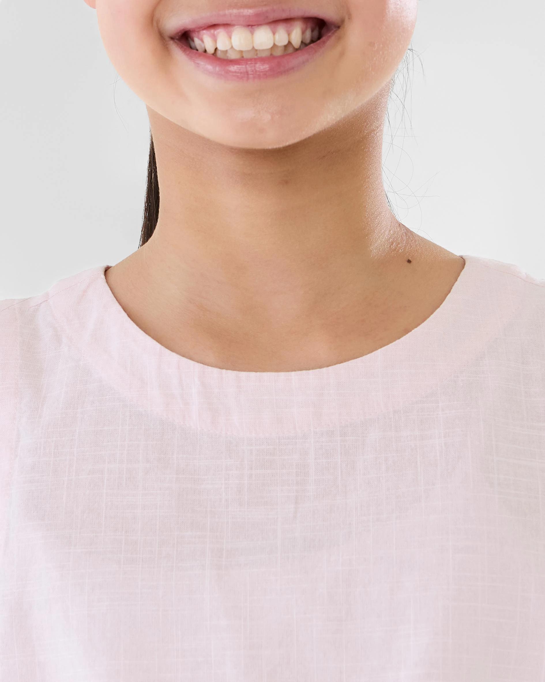6 Sleeveless Woven Side Bow Top Bllet Pink, 6 of 10