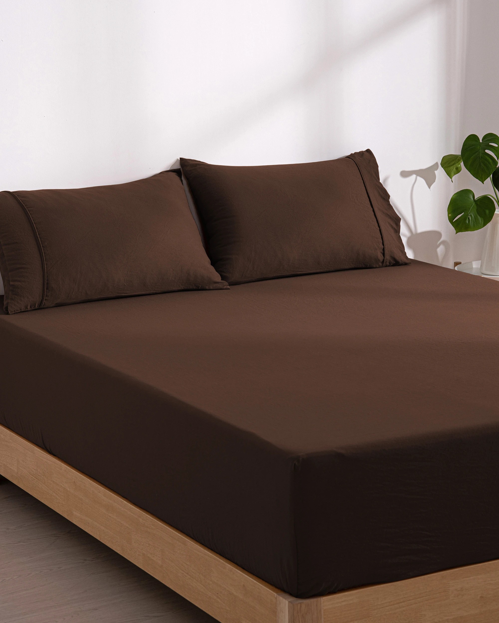 2 Dreamaker Superfine Washed Microfibre Combo Fitted Sheet Set - Queen Bed - Chocolate, 2 of 10