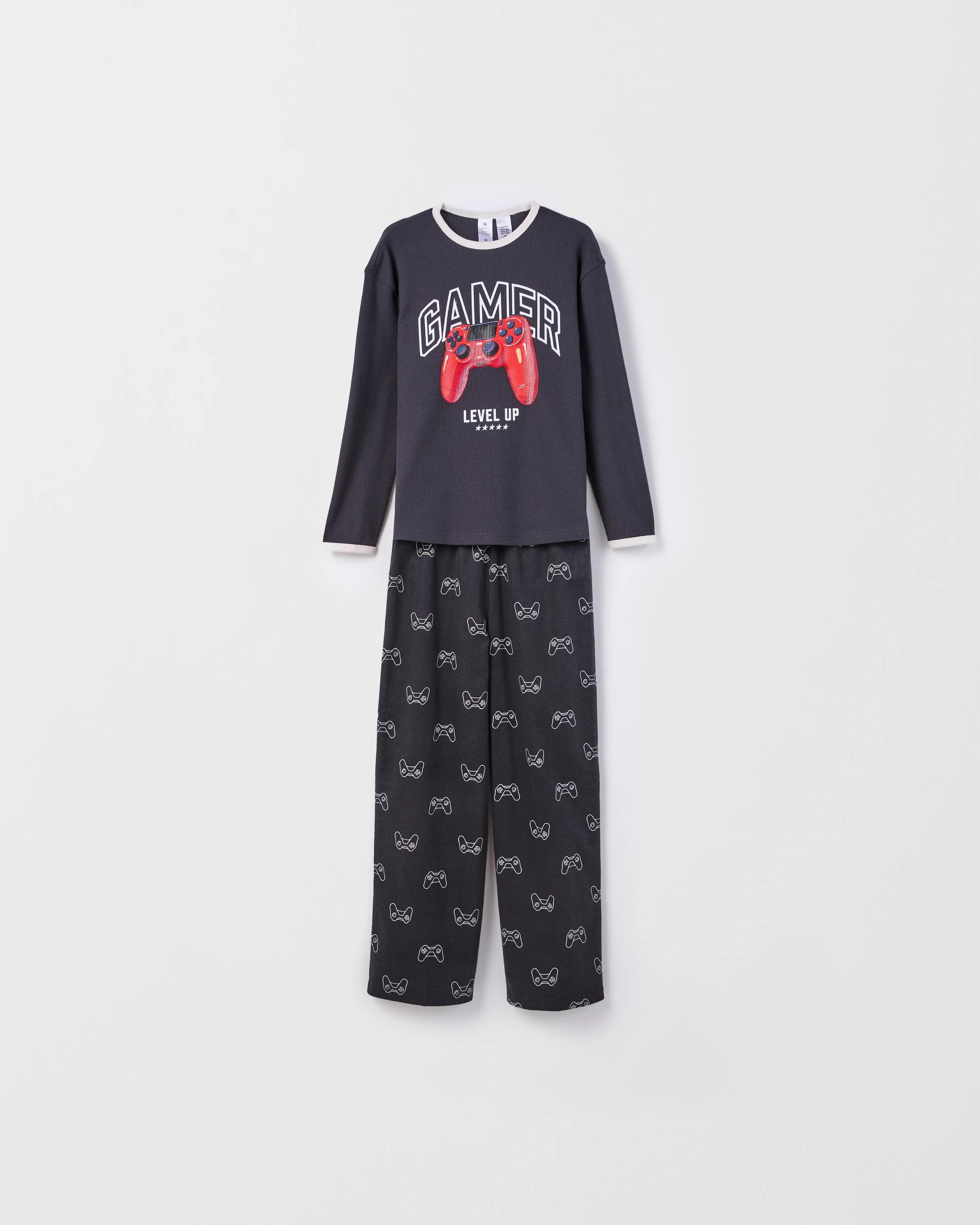 4 Target Kids Australian Cotton Older Boys Flannel Pyjama Set BLACK GAMER, 4 of 7